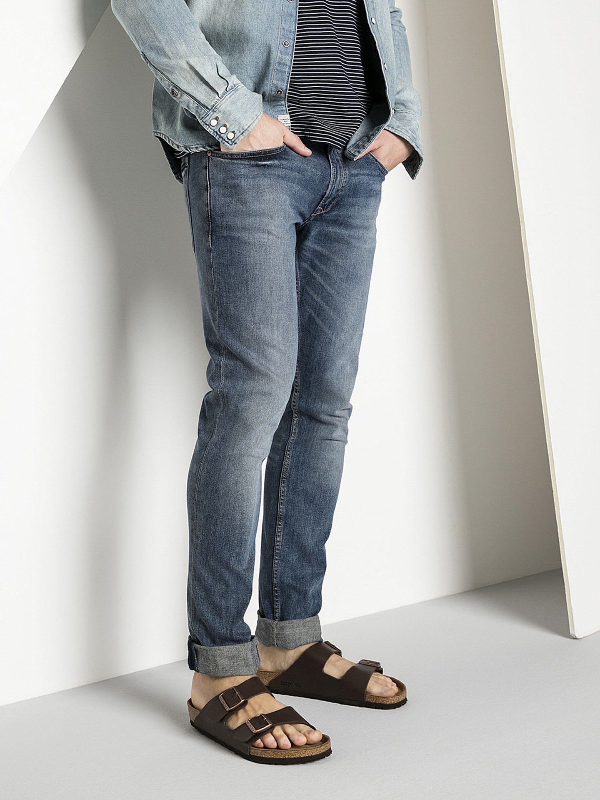 Chinelos Birkenstock Arizona Birko-Flor Castanhos