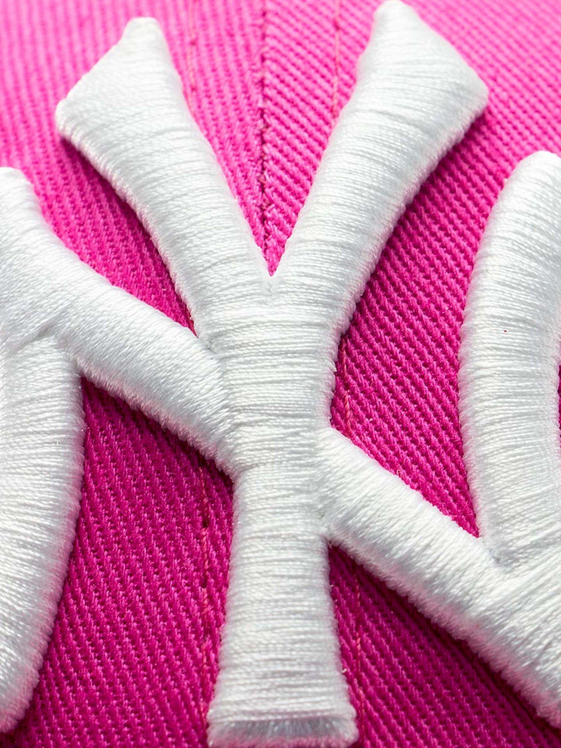 Boné New Era New York Yankees 9FORTY Rosa Para Mulher