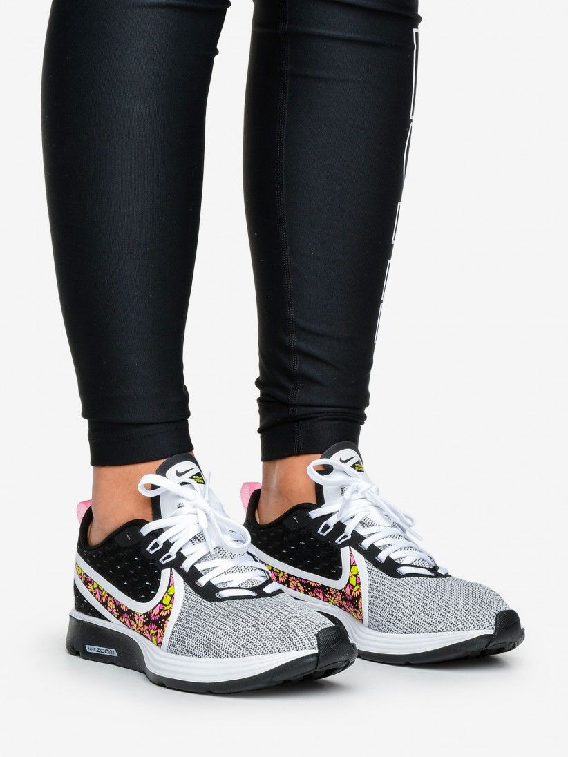 Nike Zoom Strike 2 SE Trainers Nike Zoom Strike 2 SE Trainers