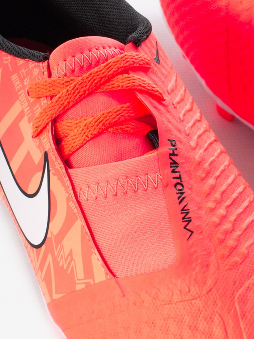 Nike Are Re Releasing Their Iconic 'Hypervenom' Football .