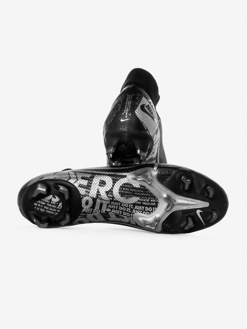 Nike JR. Mercurial Superfly 7 Academy IC 4.5. Amazon.com