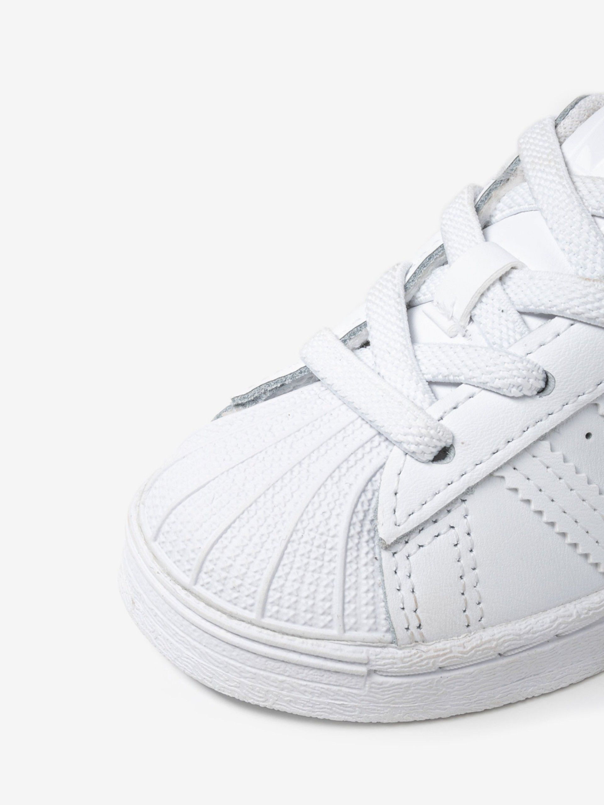 Adidas Superstar Sneakers