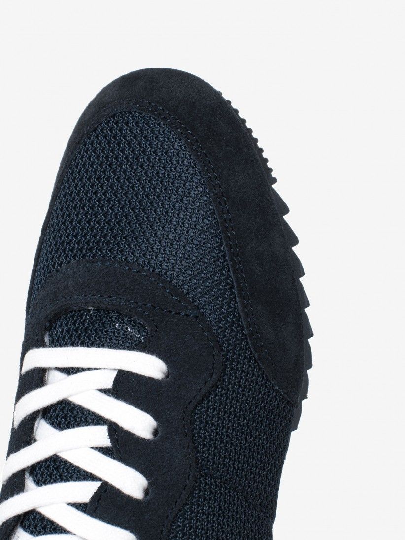 essential runner tommy hilfiger
