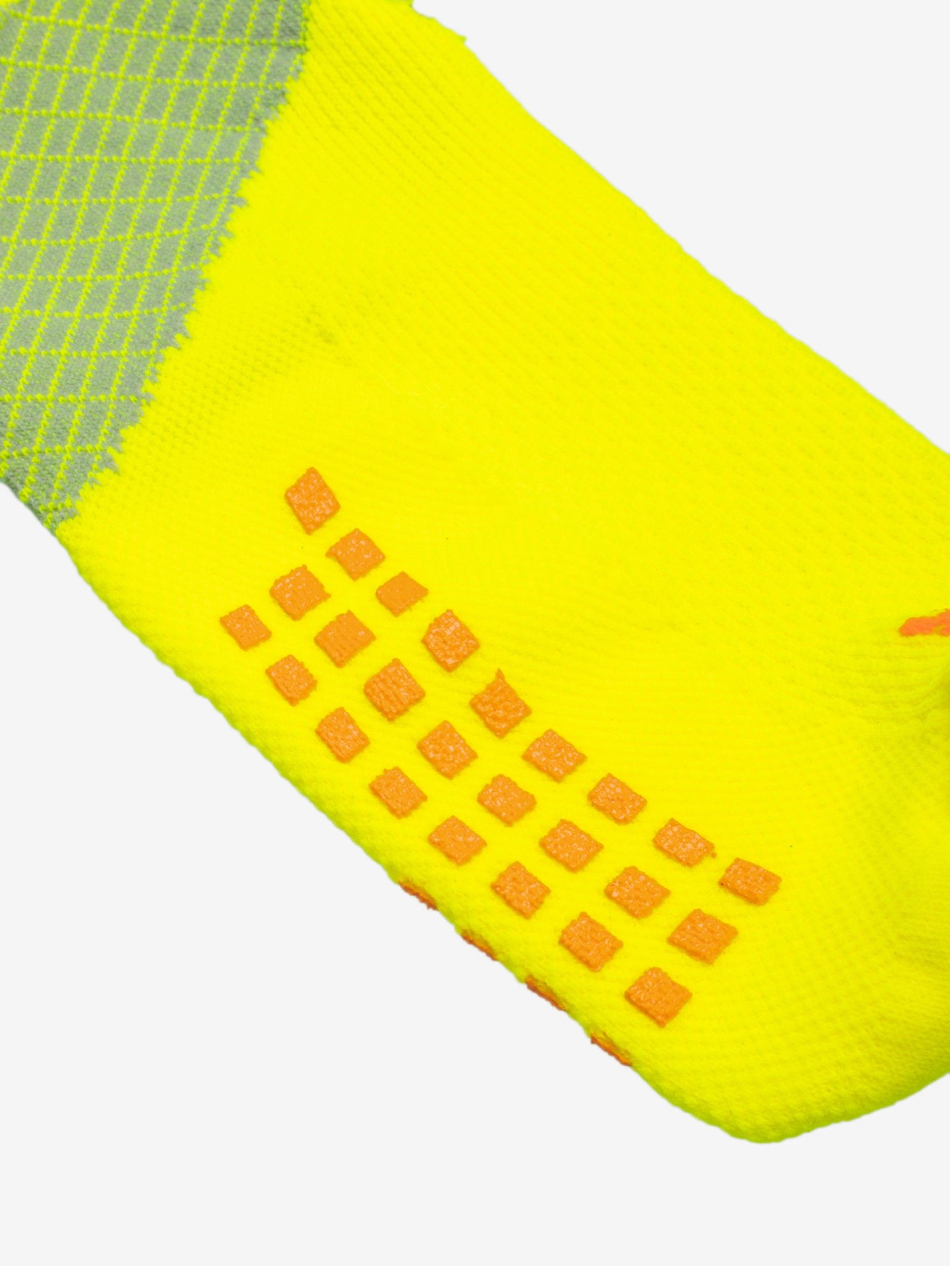 Calcetines Altos de Deporte Prevent Sprain Technology Verdes