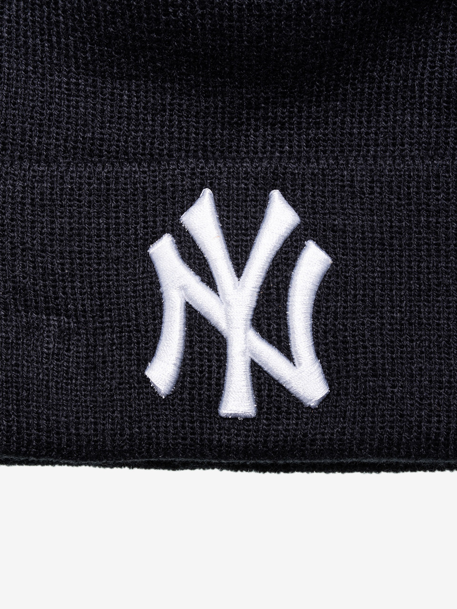 New Era MLB Essential Beanie