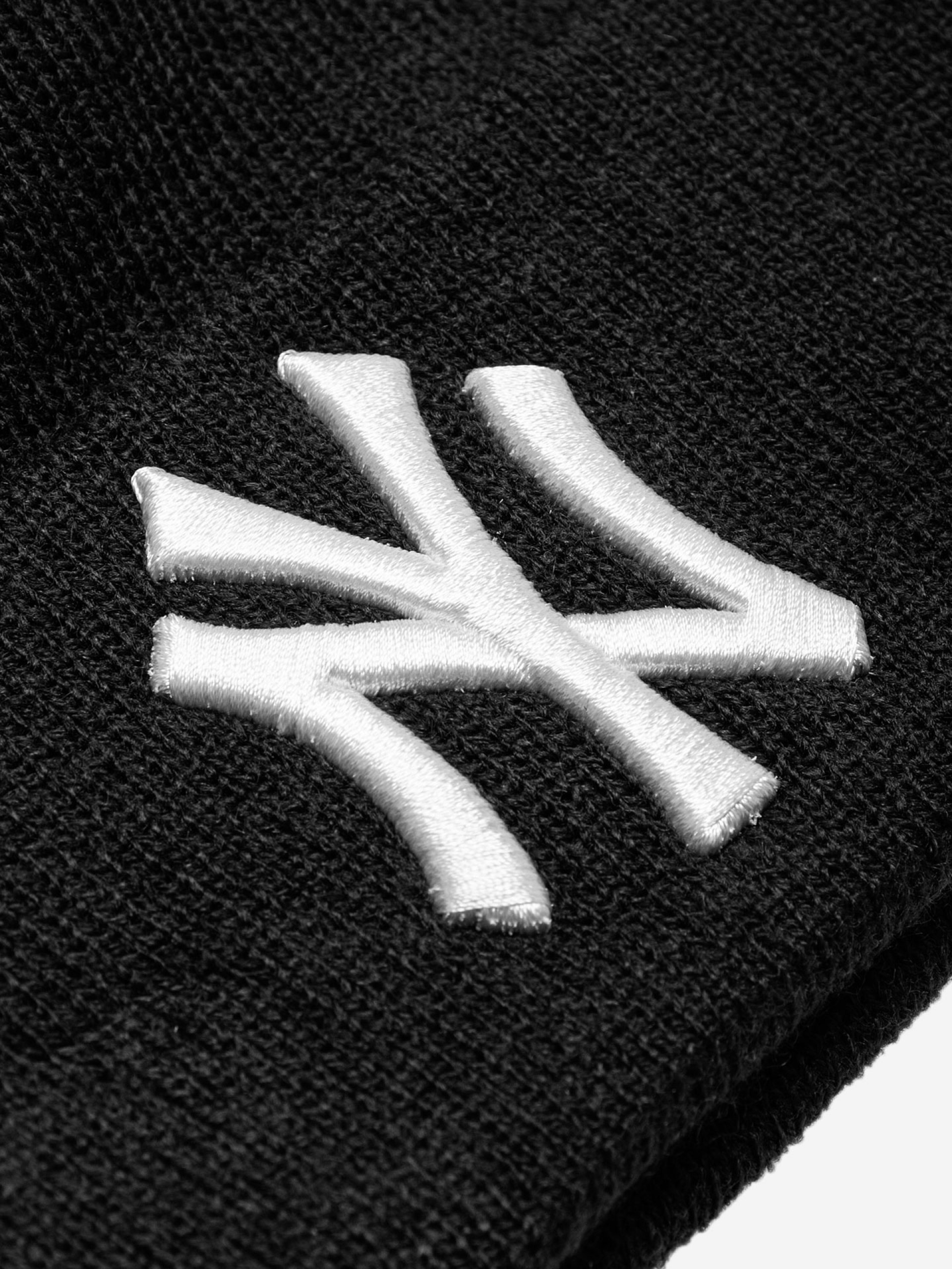 New Era MLB Essential Beanie