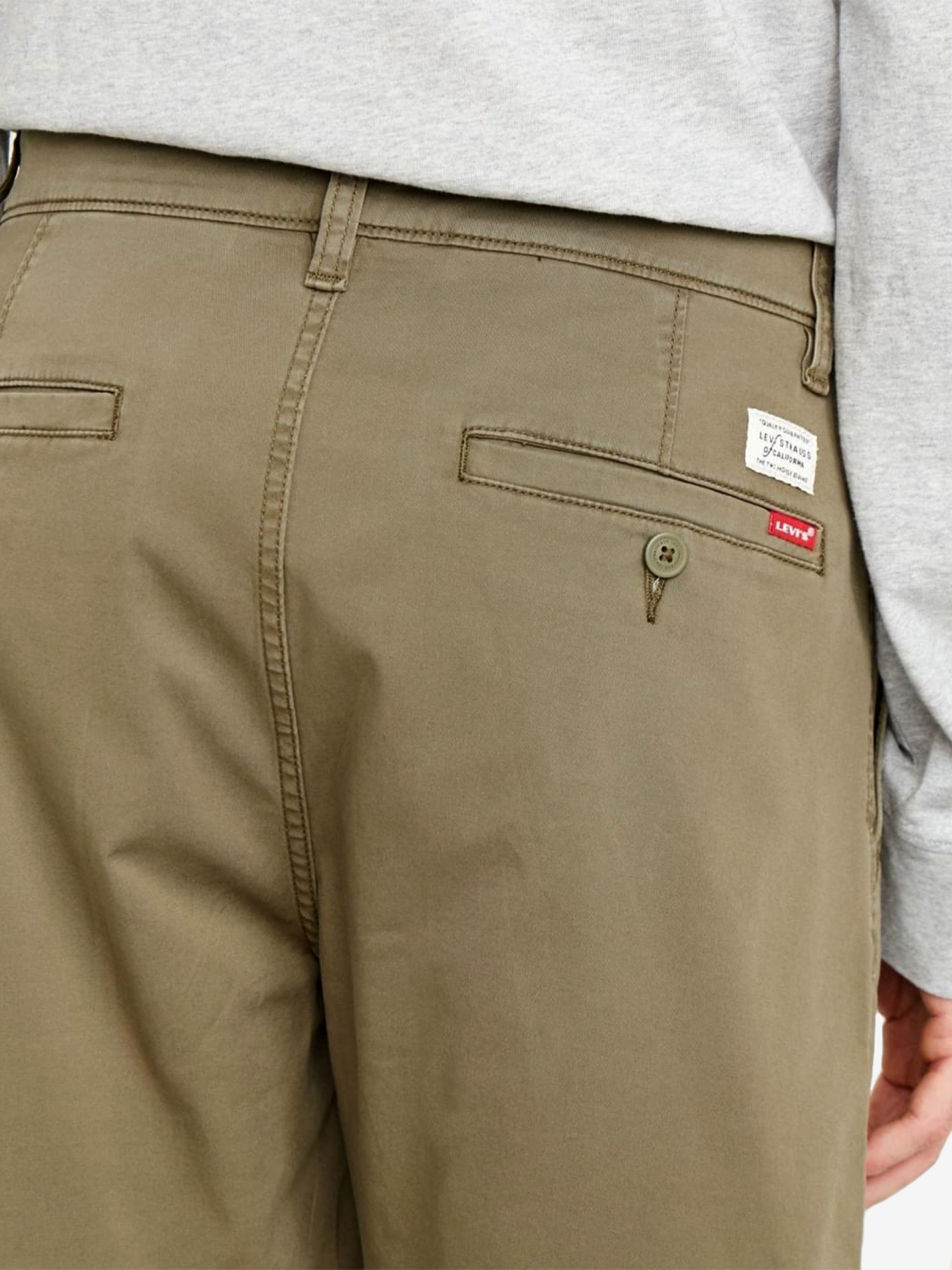 Calções Levis Chino