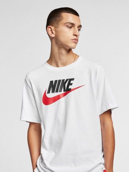 Camiseta Nike Sportswear Icon Futura