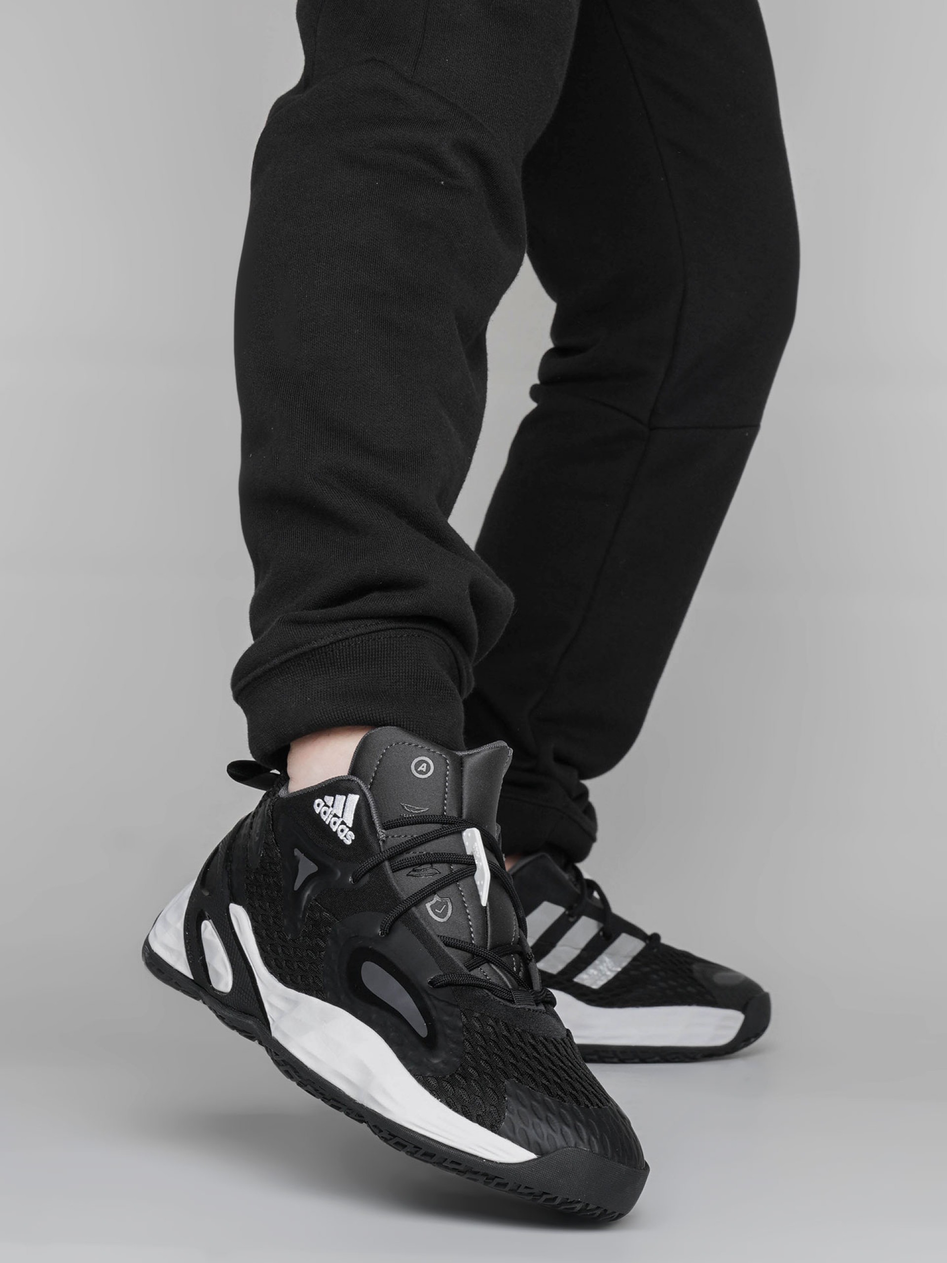 Sapatilhas Adidas Exhibit A