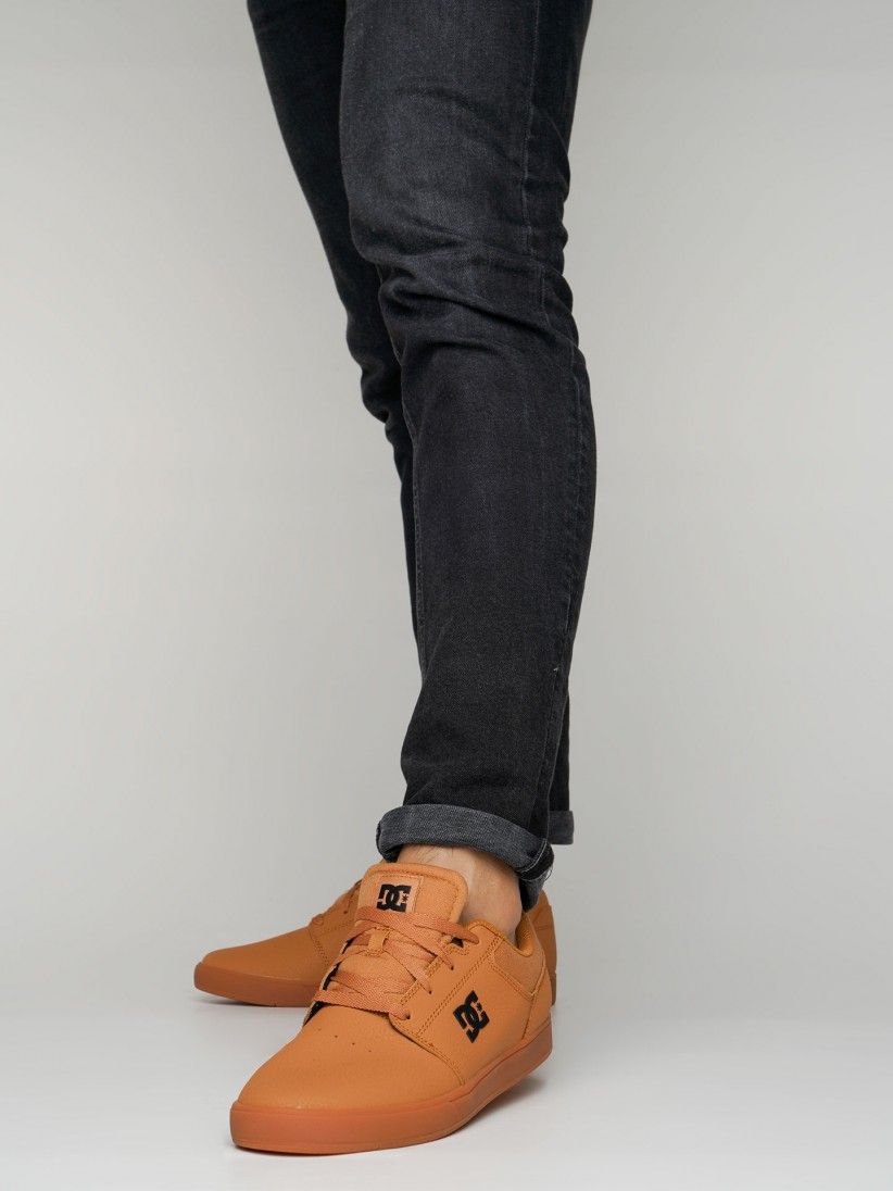 dc crisis 2 shoes