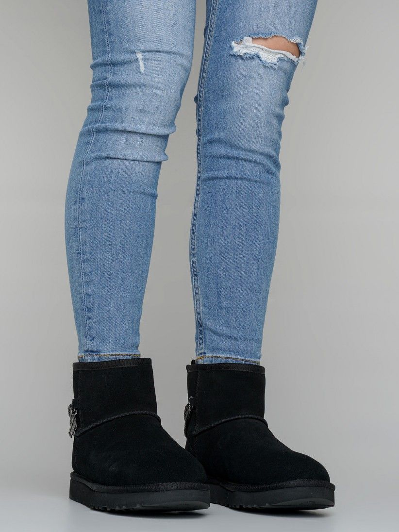 ugg chain boots