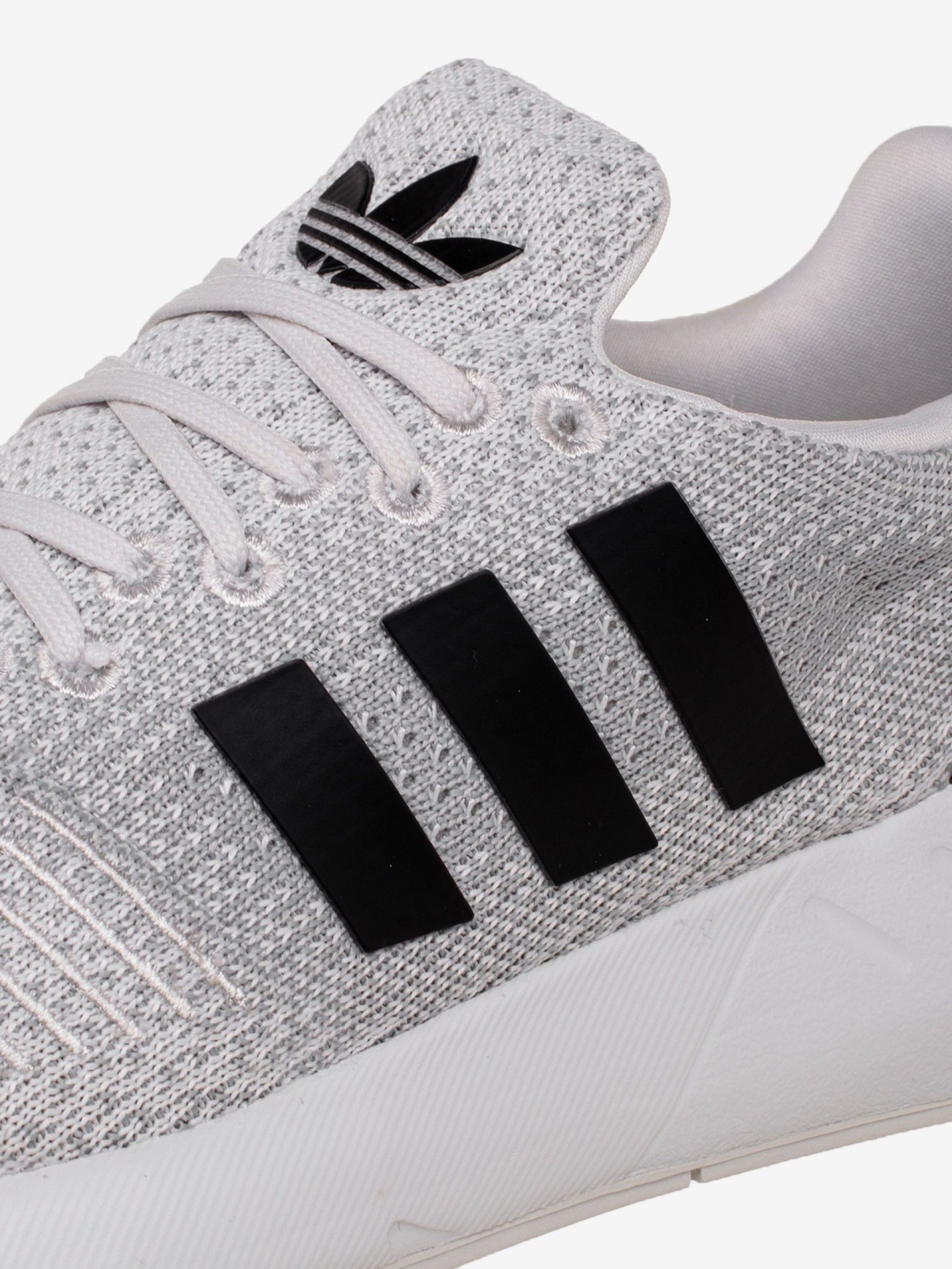 Adidas Swift Run Sneakers