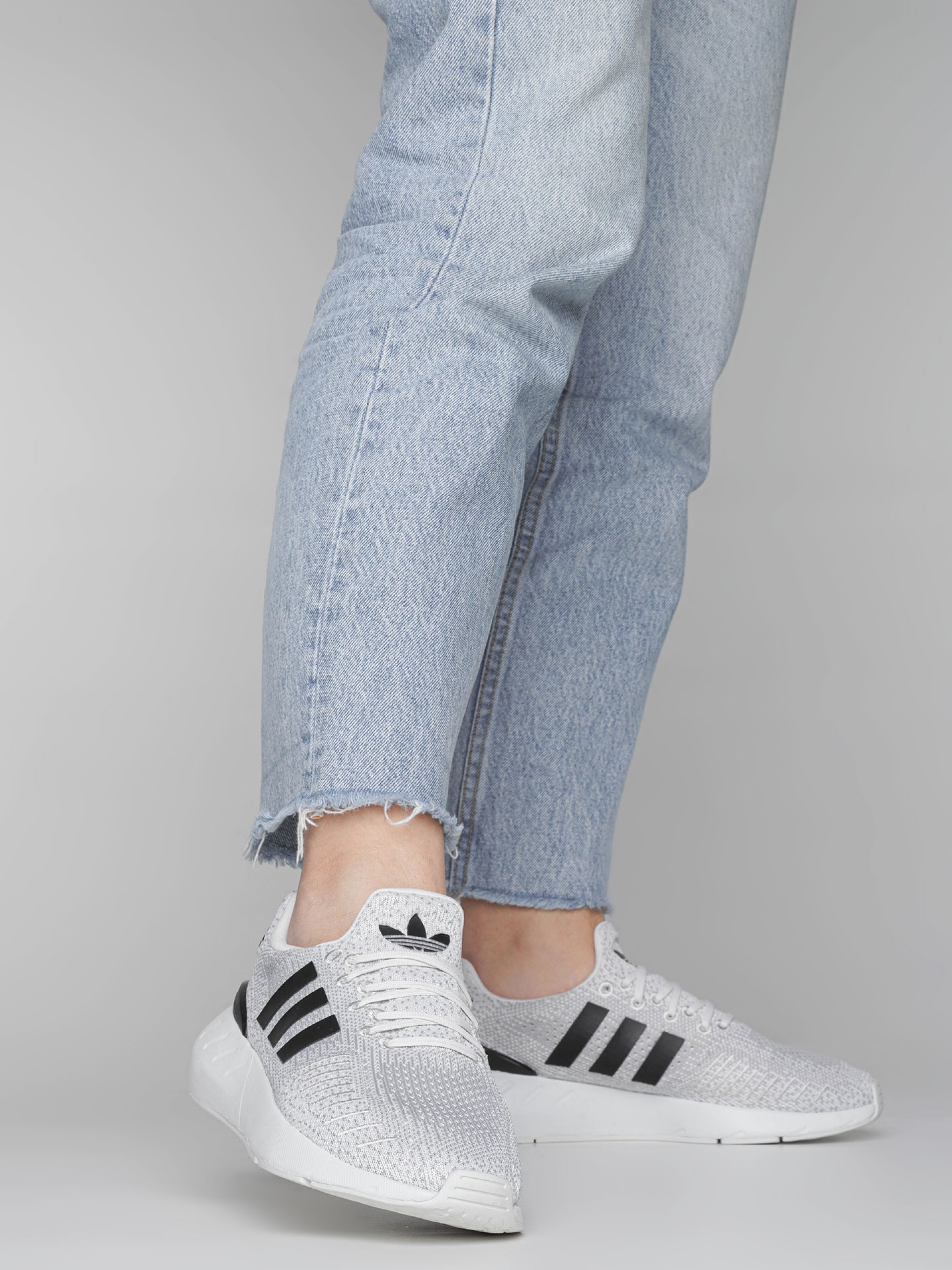 Adidas Swift Run Sneakers