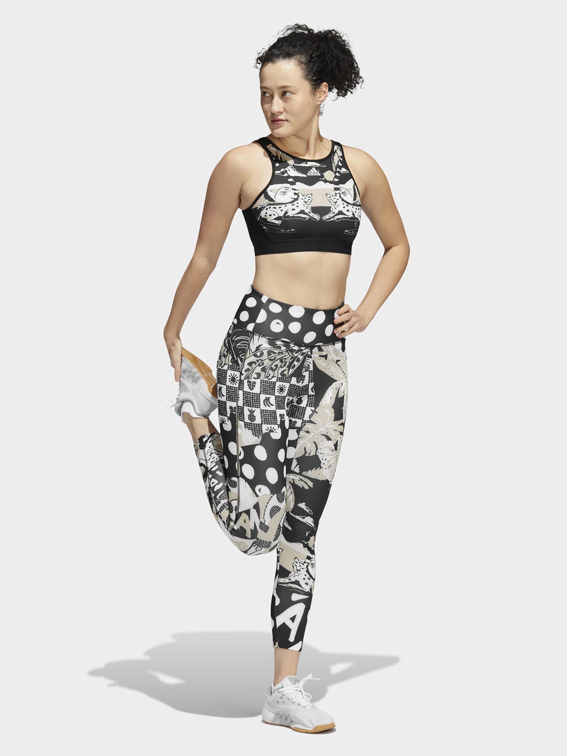 Sujetador Deportivo Adidas FARM Light Support