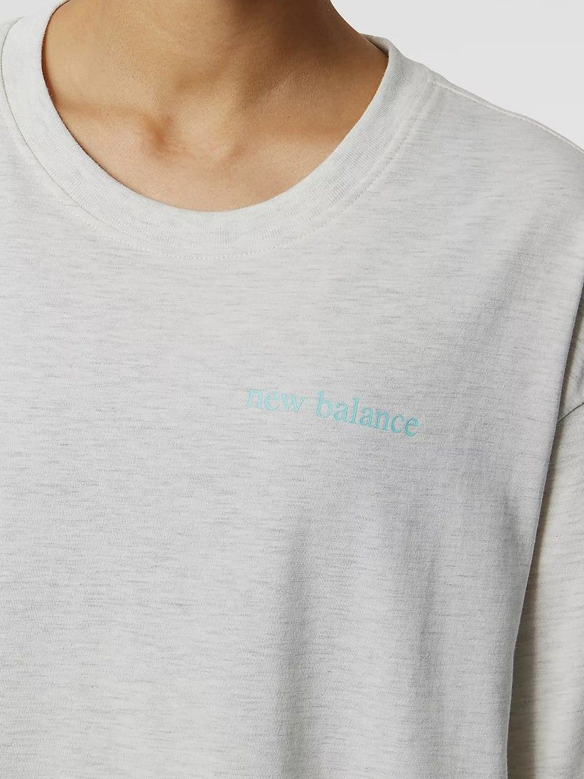 Camiseta New Balance Essentials Balanced