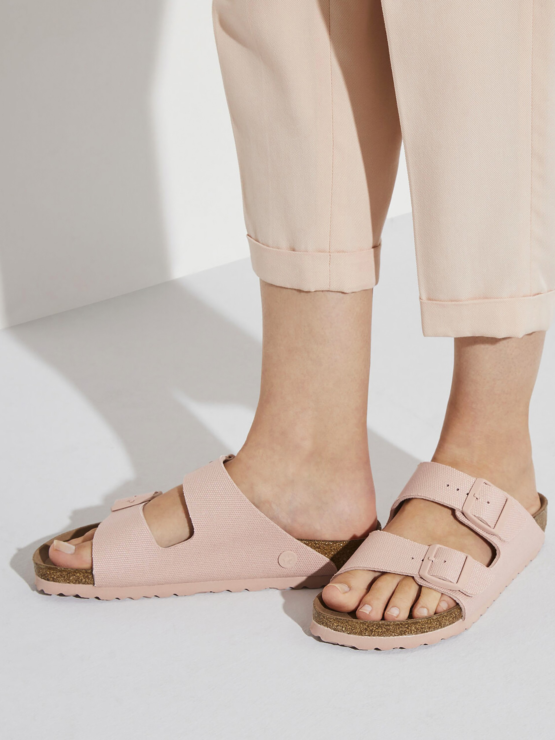 Chinelos Birkenstock Arizona Rivet Logo Vegan