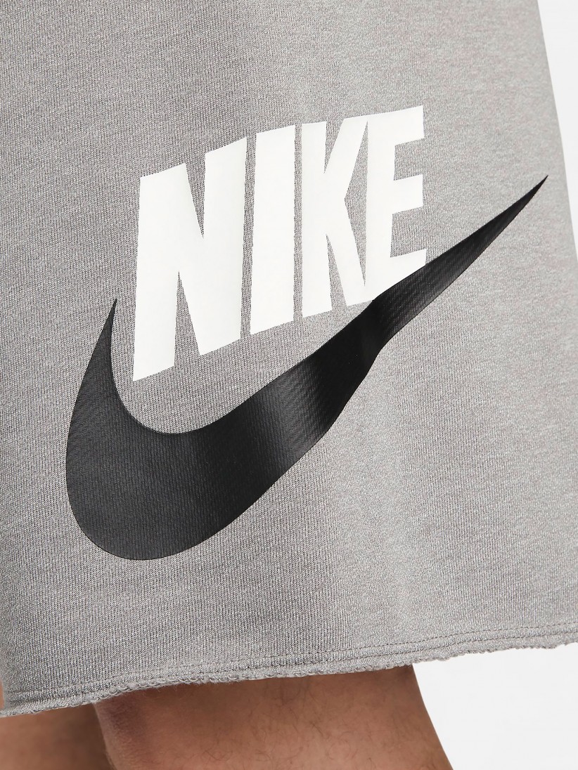 Cales Nike Alumni Sportswear