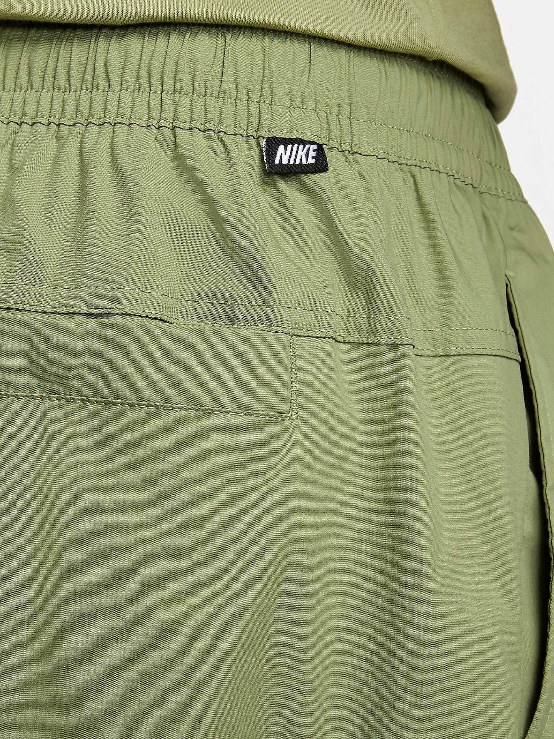 Calções Nike Sportswear Essentials Woven Unlined Utility