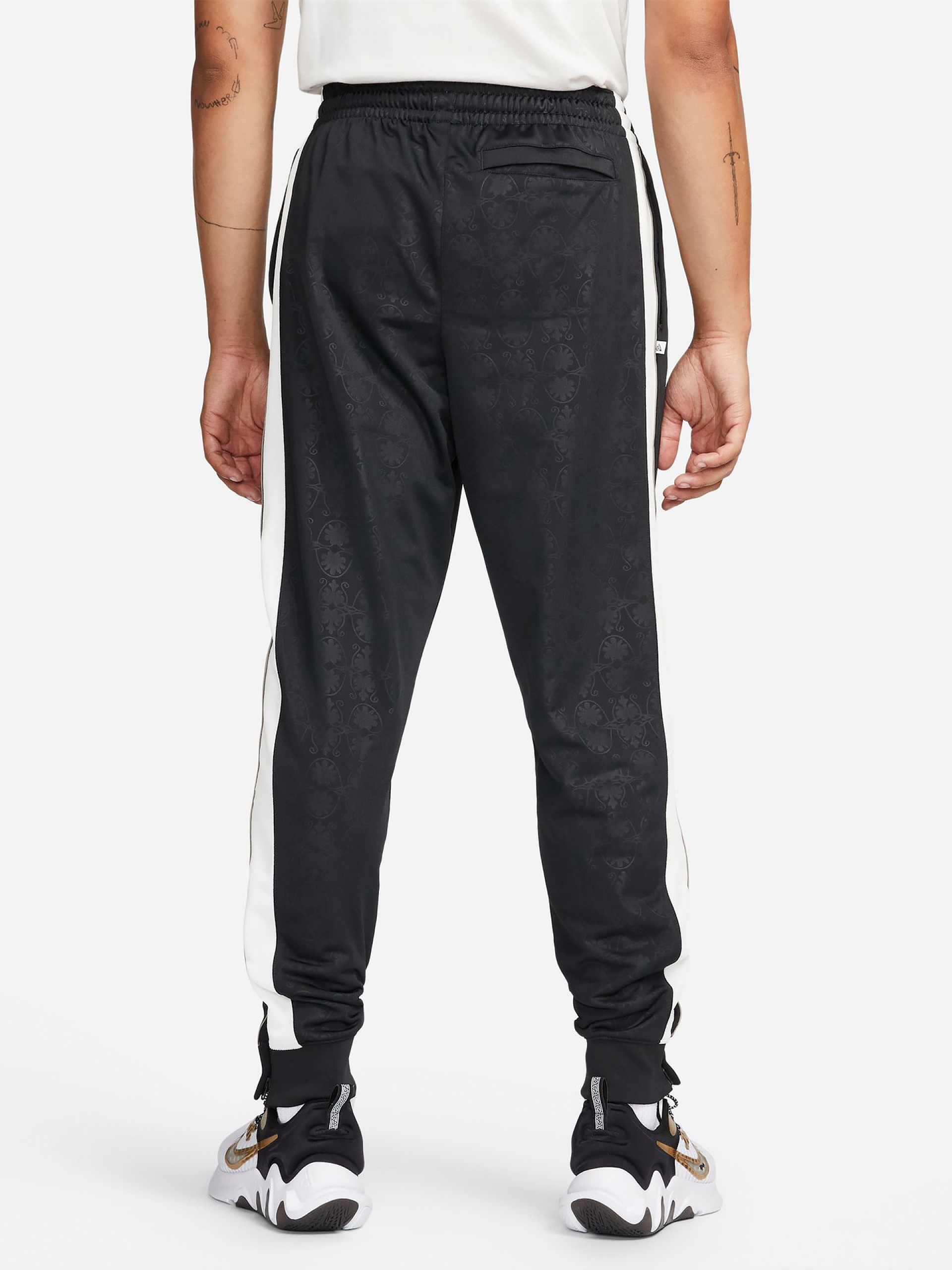 Calças Nike Giannis