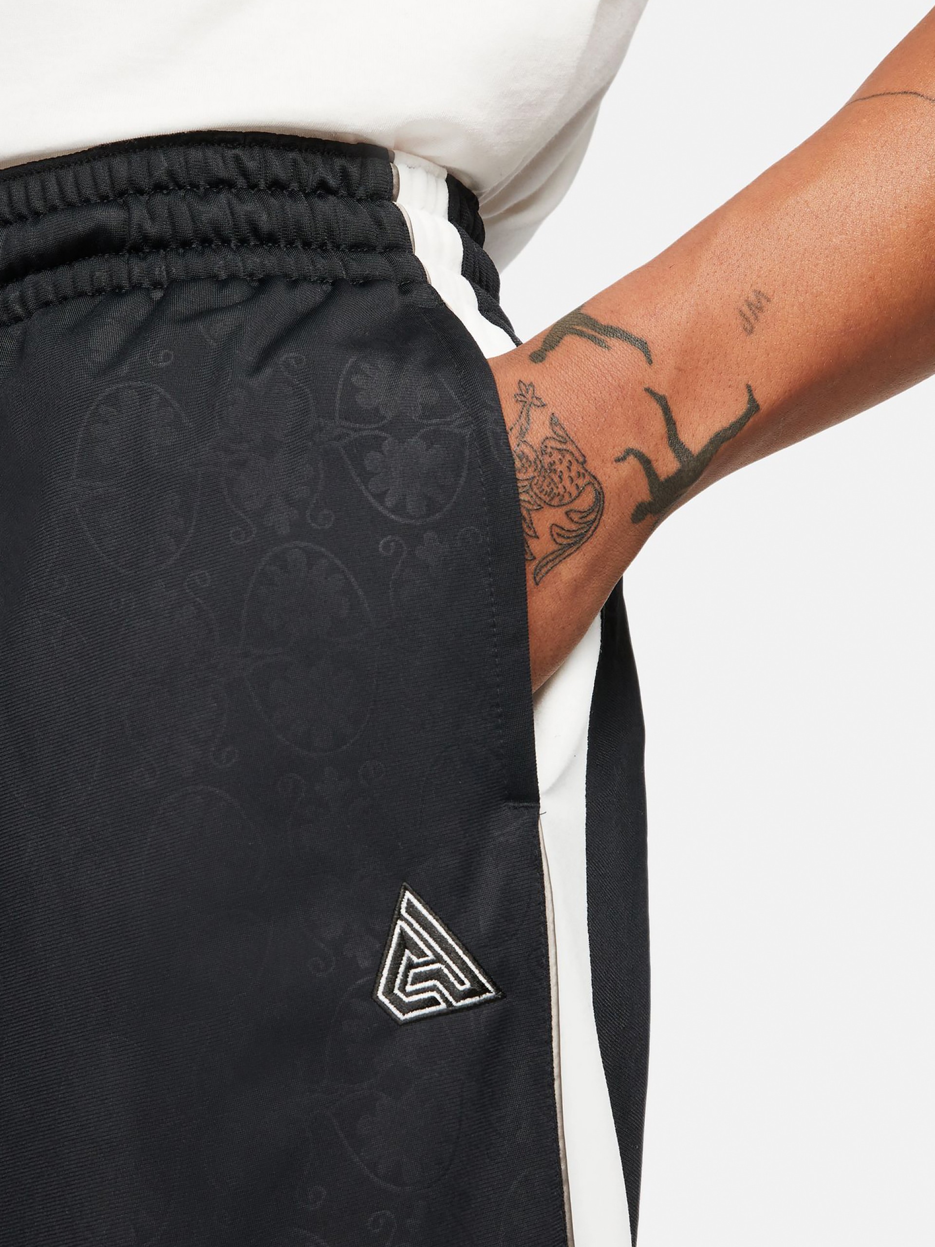 Calças Nike Giannis