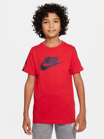 Camiseta Nike Sportswear Repeat Junior