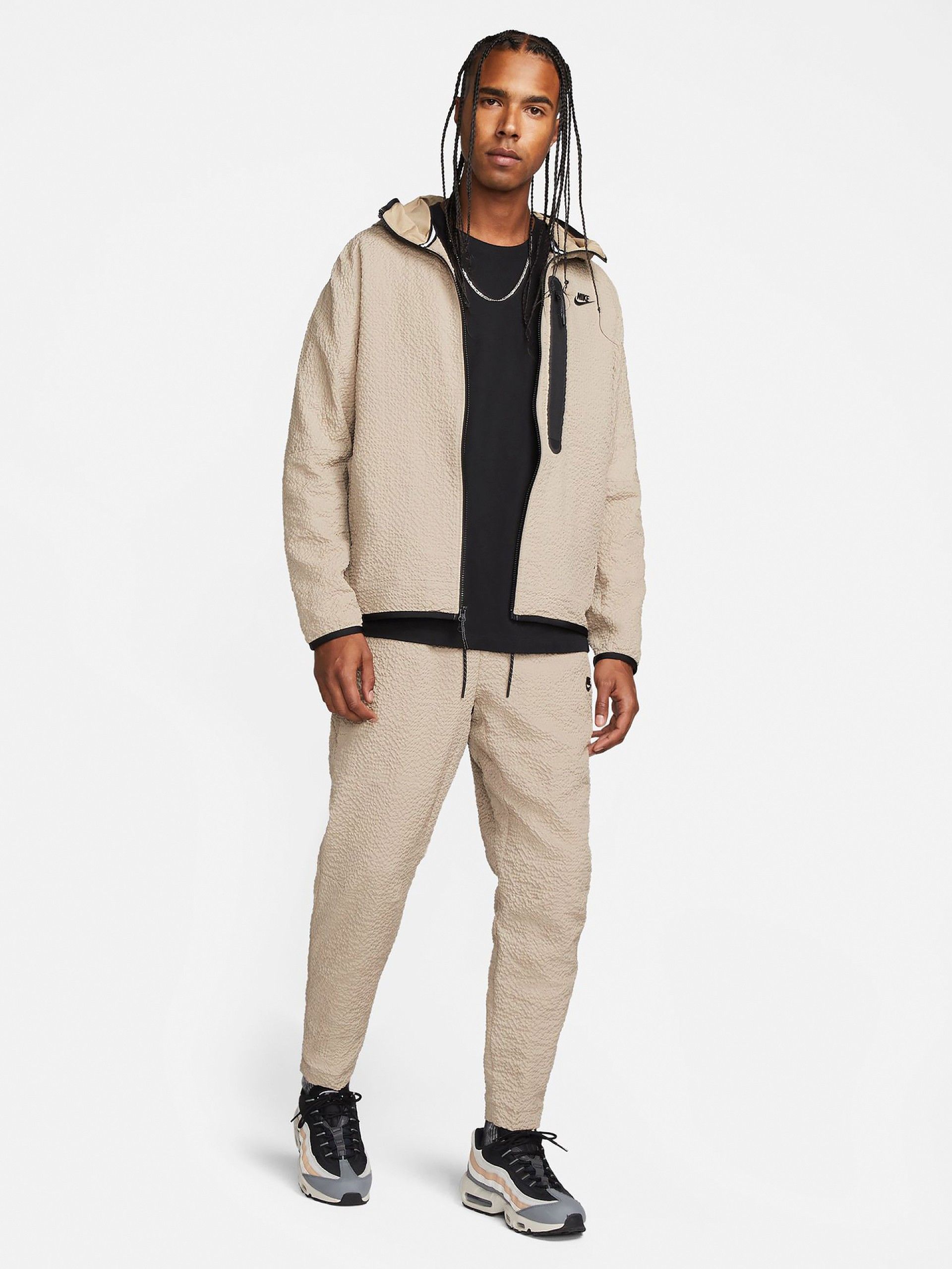 Casaco Nike Sportswear Tech Essentials