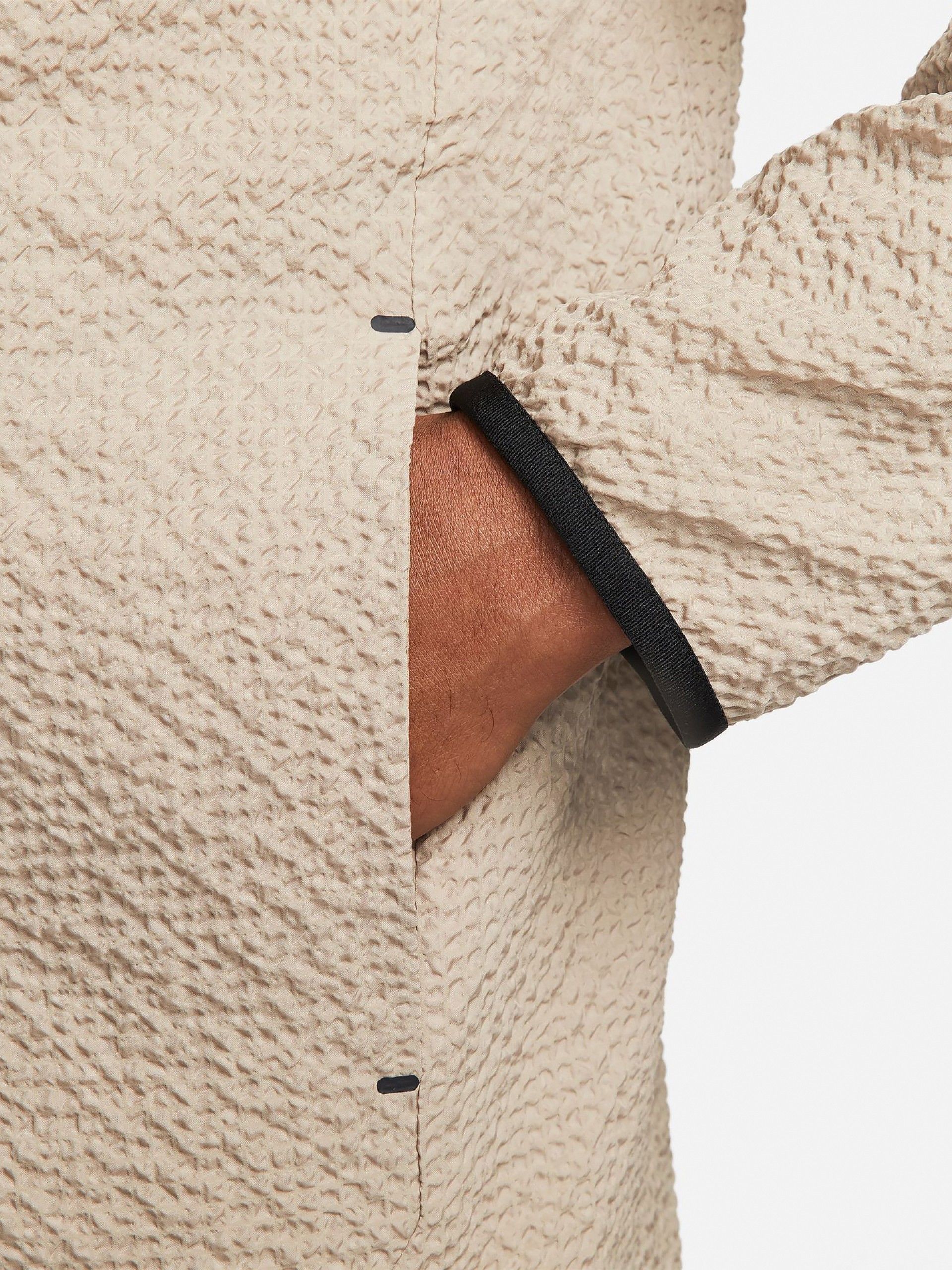 Casaco Nike Sportswear Tech Essentials