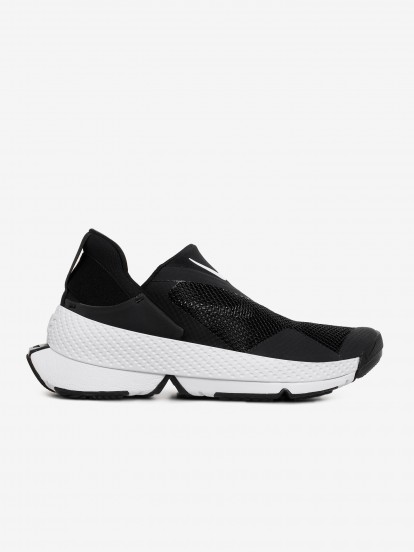 Nike Go FlyEase Sneakers