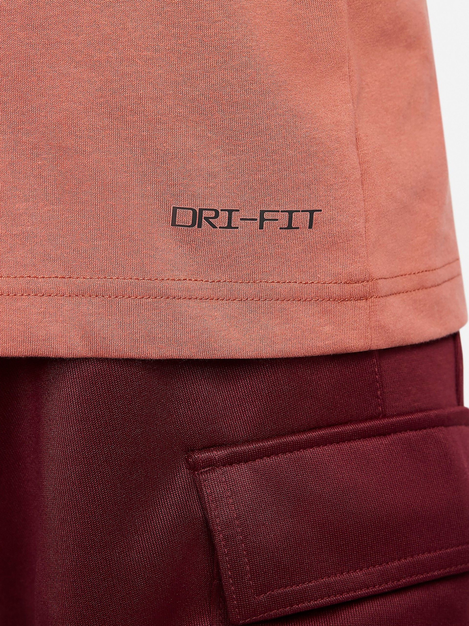 Nike Sportswear Sports Utility T-shirt