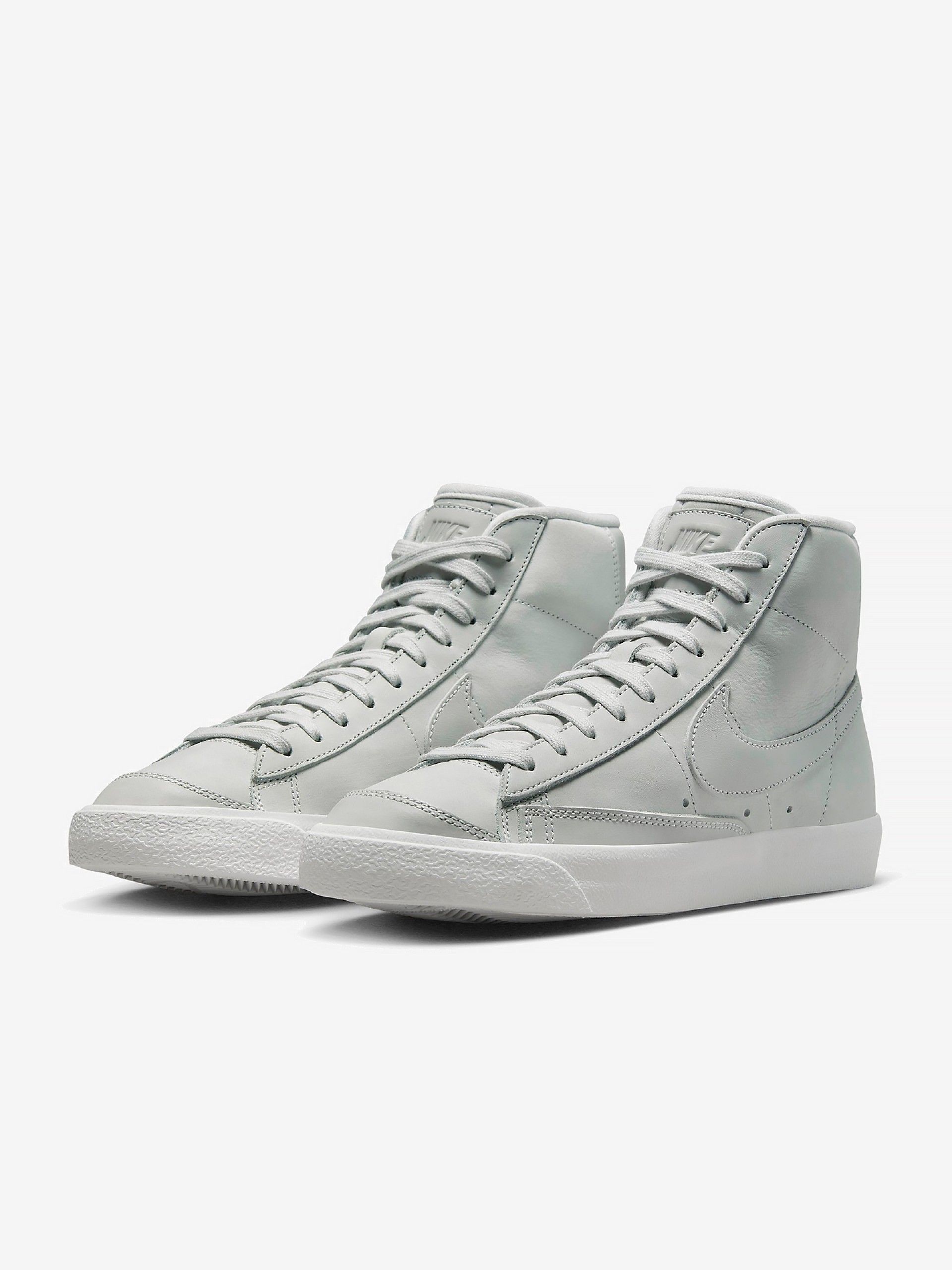 Sapatilhas Nike Blazer Mid 77 LX