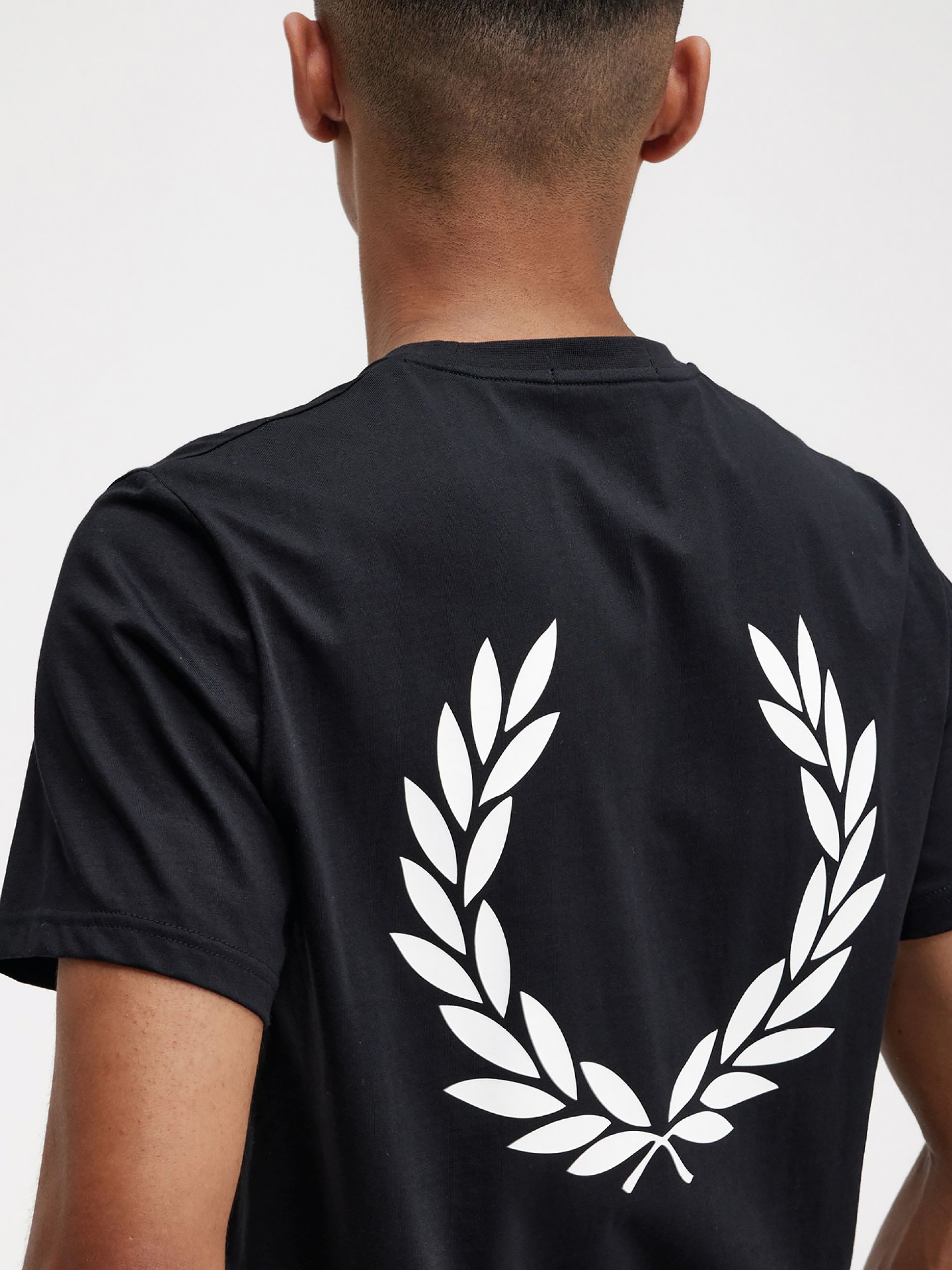 Fred Perry Back Graphic T-shirt - M5631-102 | BZR Online