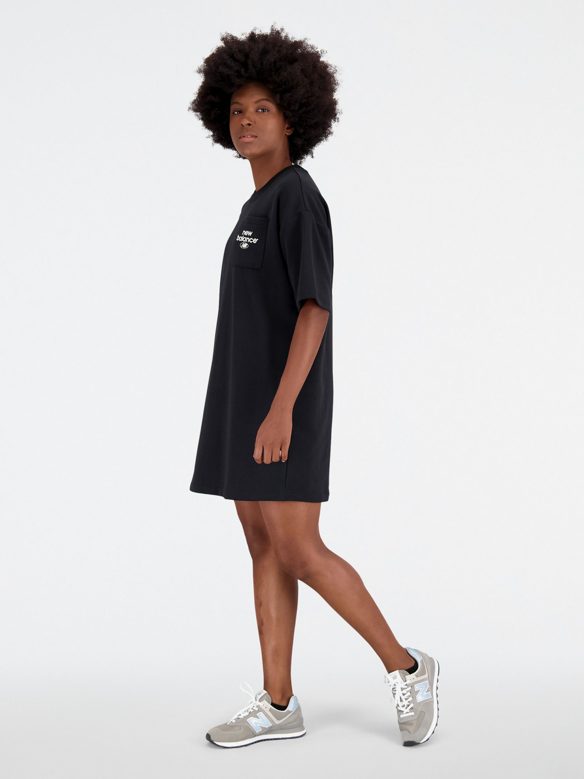 Vestido New Balance Essentials Stacked Logo