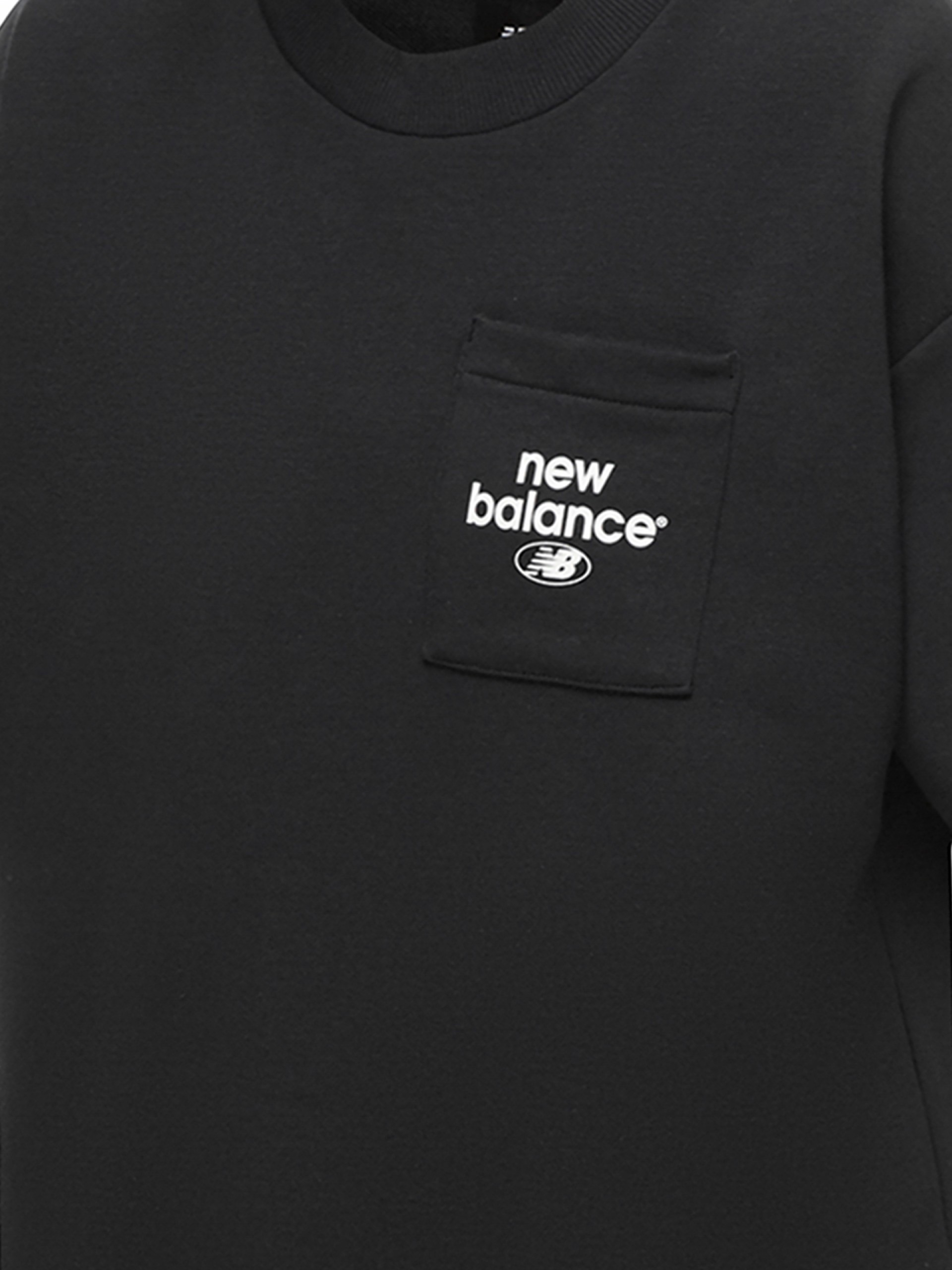Vestido New Balance Essentials Stacked Logo