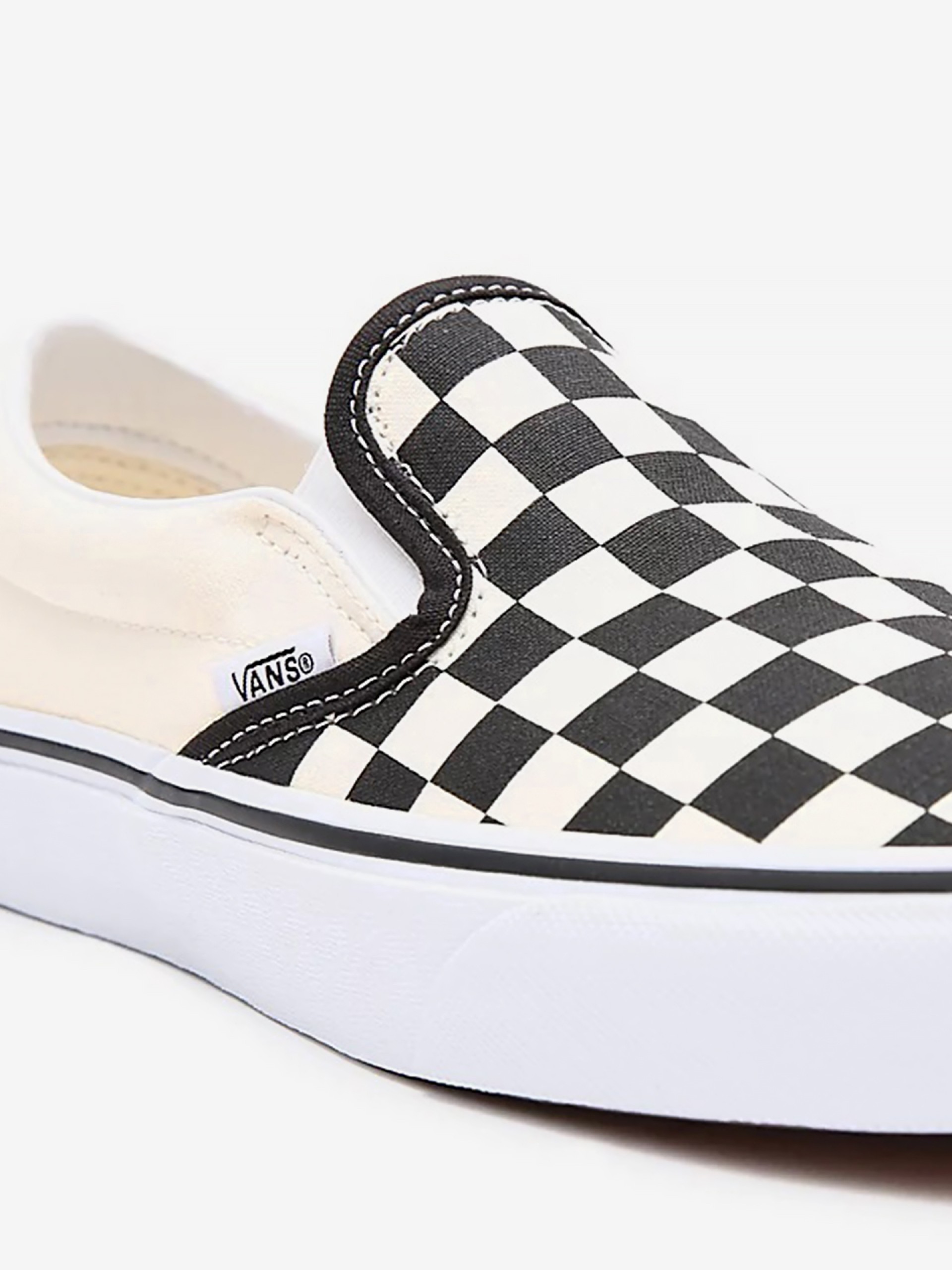 Vans Classic Slip-On Sneakers