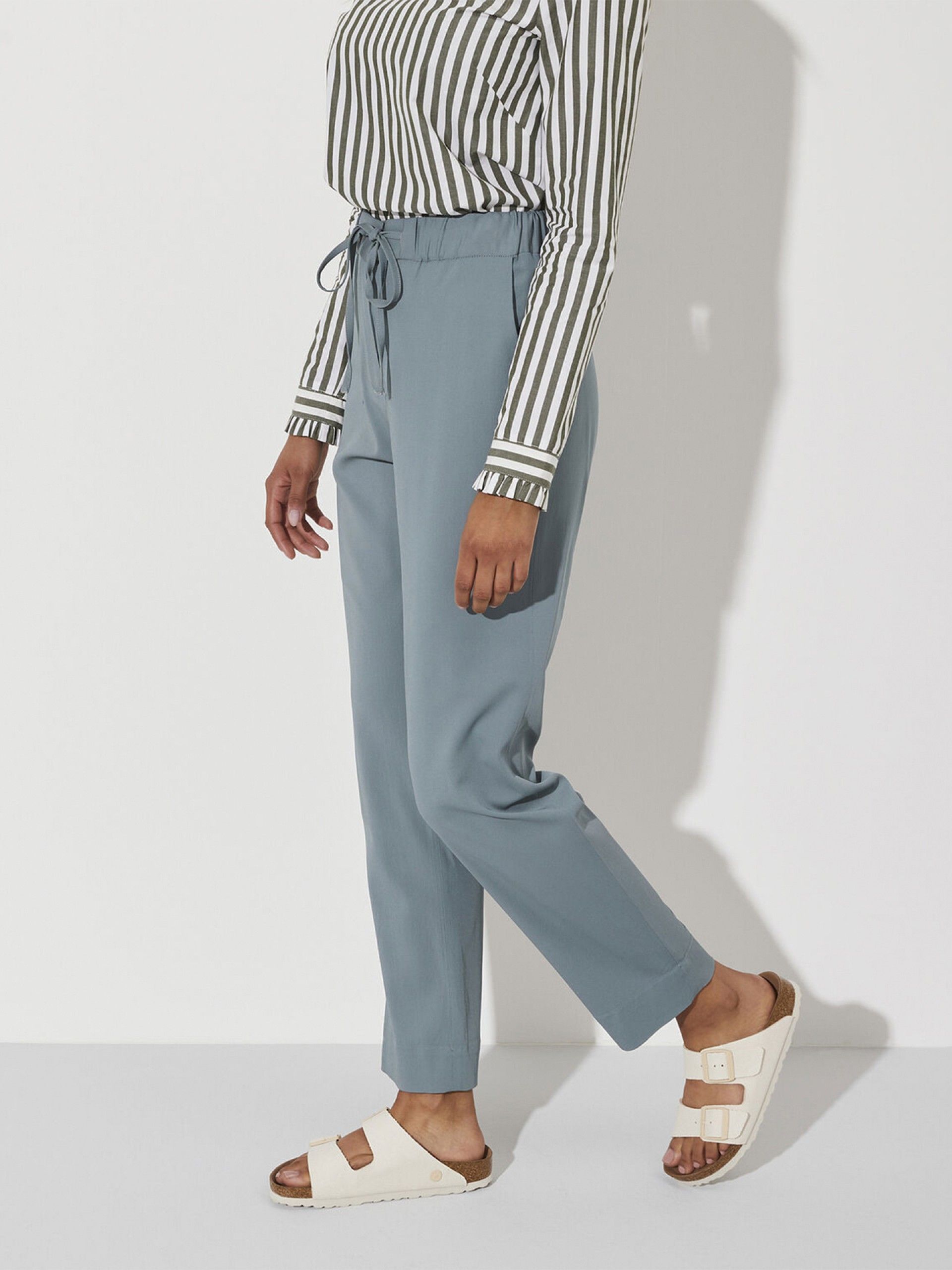 Chinelos Birkenstock Arizona Rivet Logo Vegan