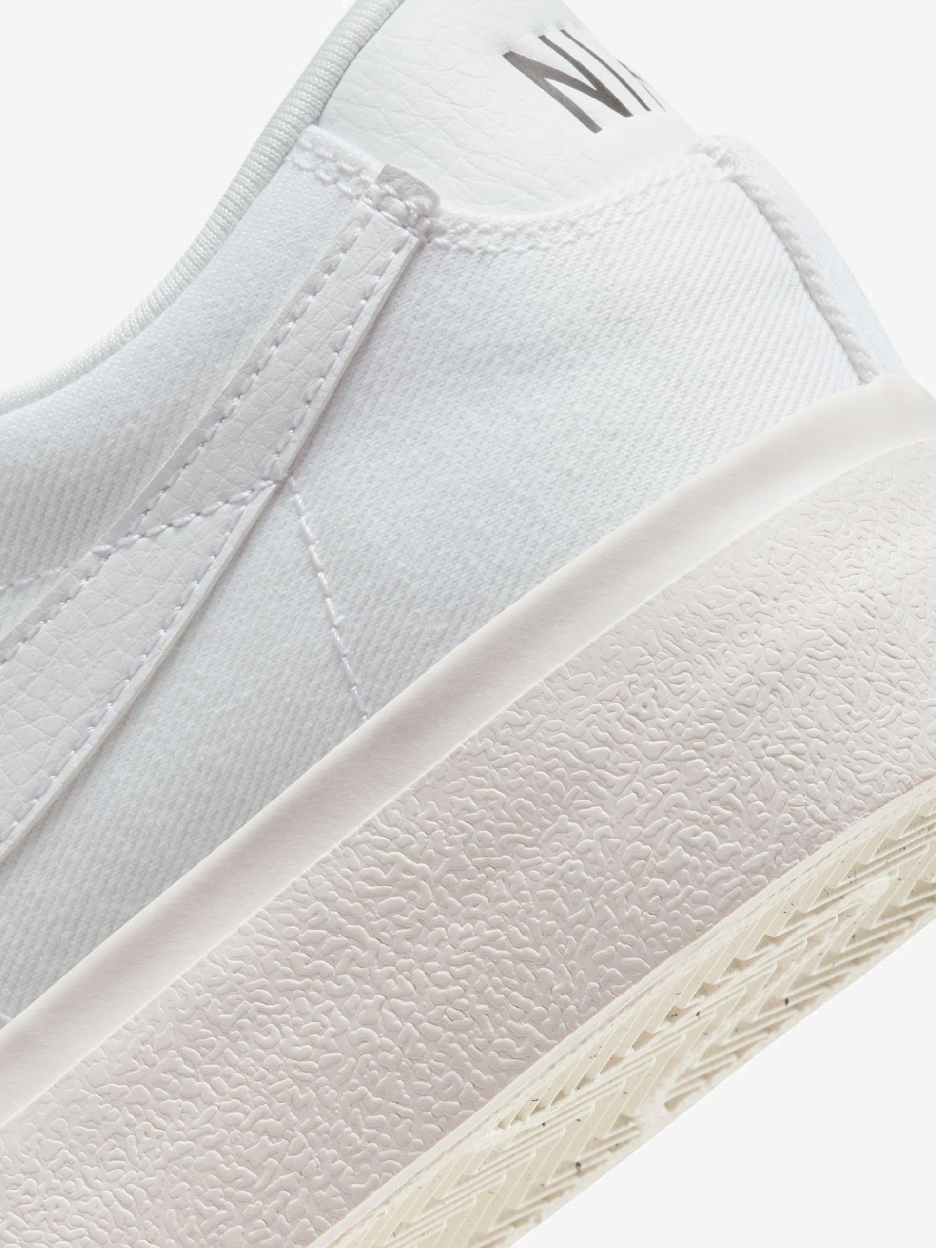 Sapatilhas Nike Blazer Low Platform Canvas