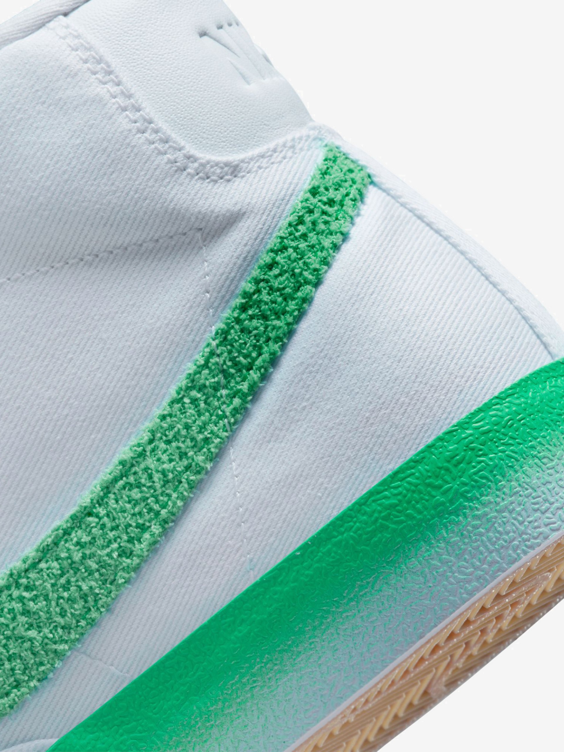 Sapatilhas Nike Blazer Mid 77