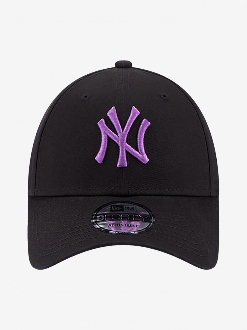 New York Yankees New Era 9Forty League Essential Purple Baseball Cap