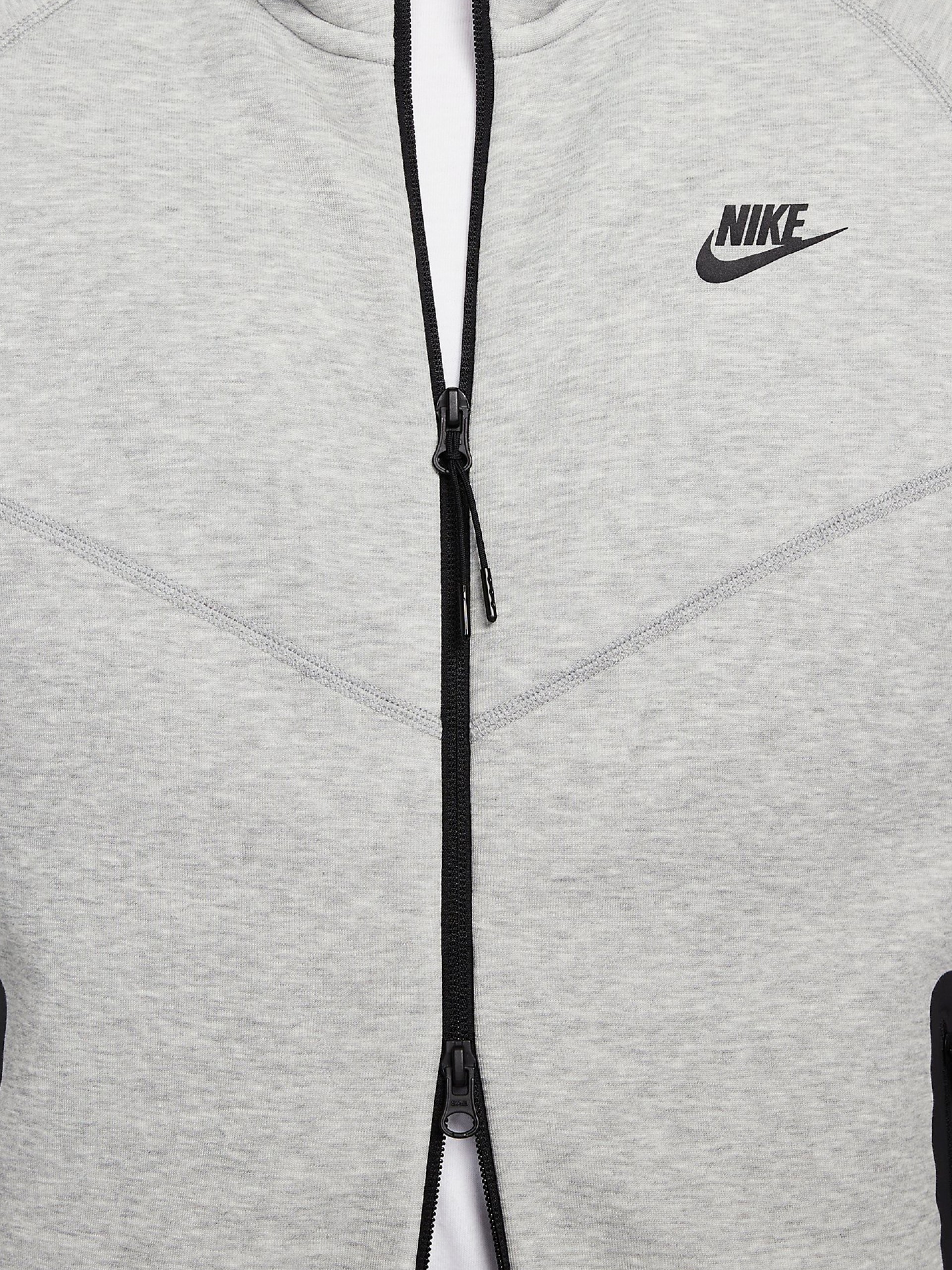Casaco Nike Sportswear Tech Fleece Windrunner