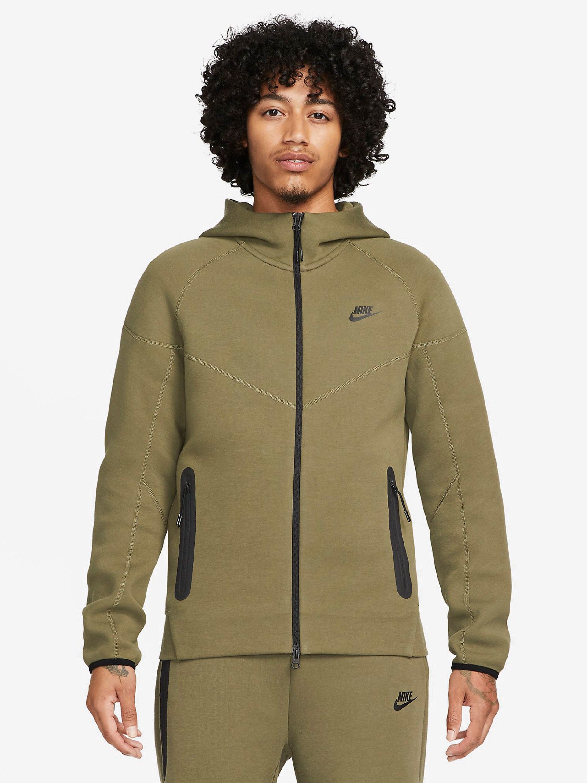 Casaco Nike Sportswear Tech Fleece Windrunner