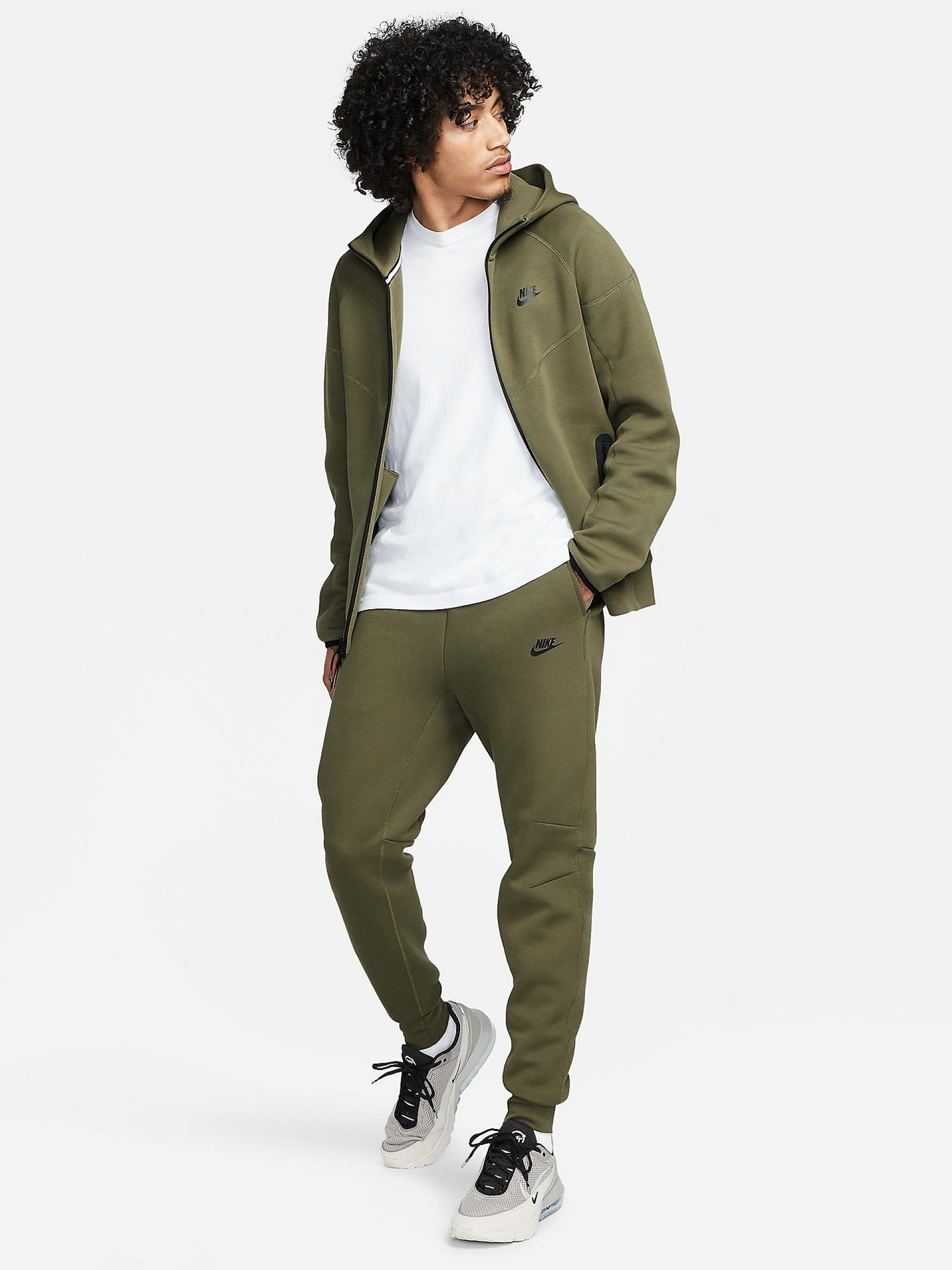 Pantalones Nike Tech Fleece