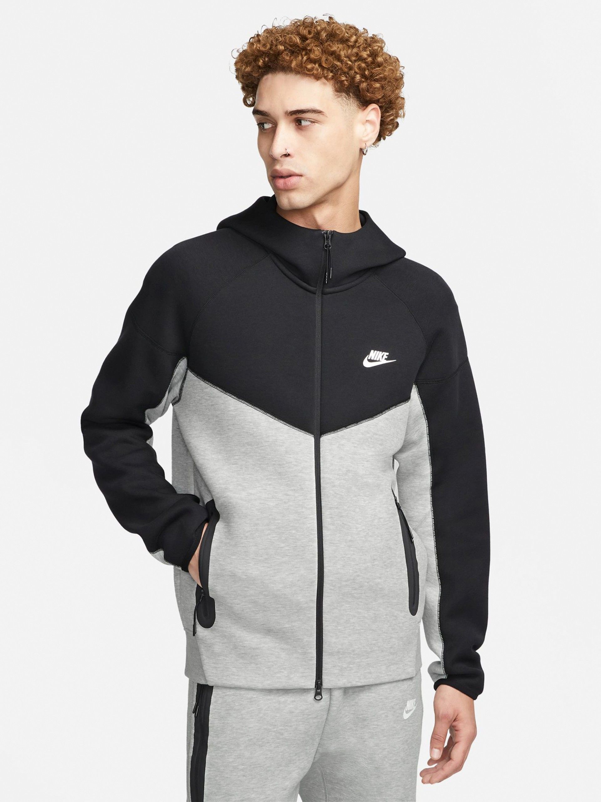 Casaco Nike Sportswear Tech Fleece Windrunner