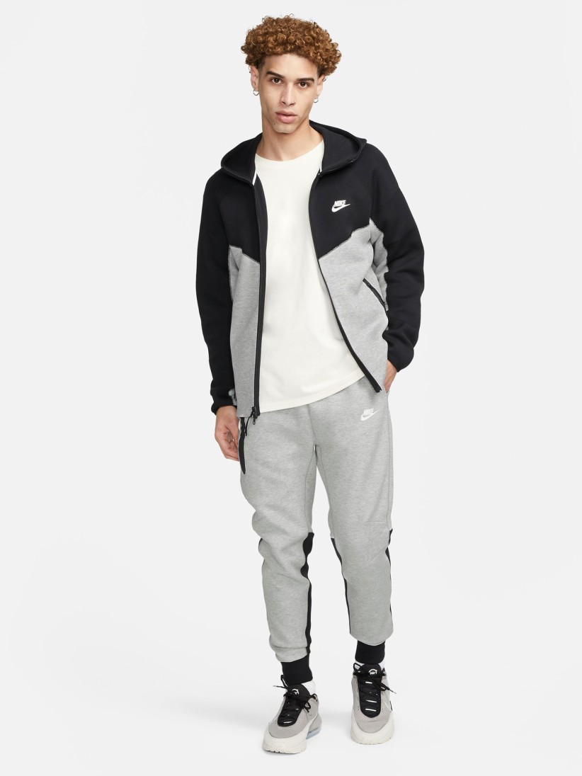 Casaco Nike Sportswear Tech Fleece Windrunner