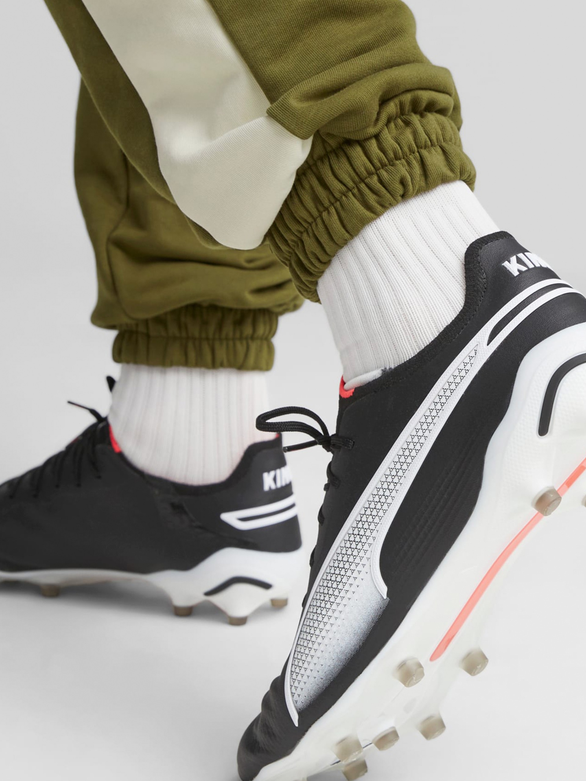 Chuteiras Puma King Ultimate FG/AG