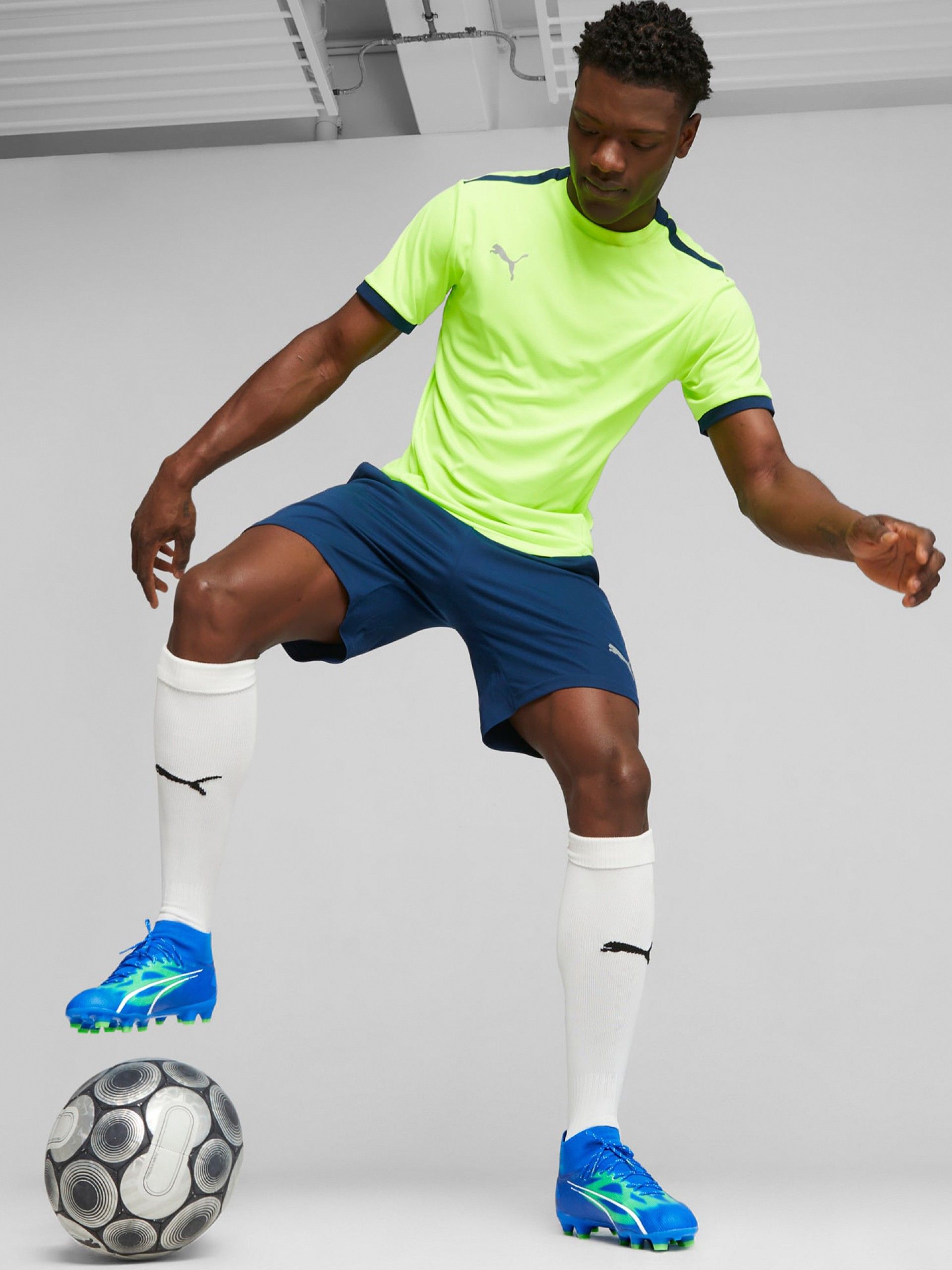 Chuteiras Puma Ultra Pro FG/AG