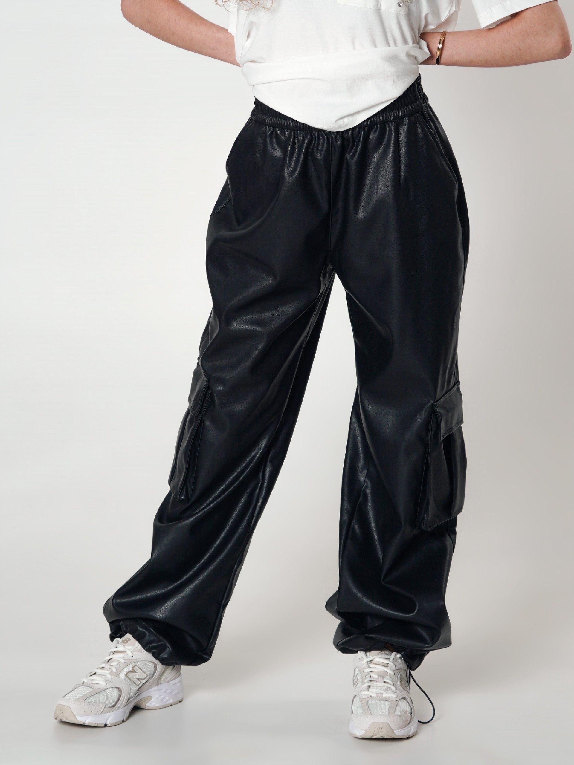 Calças Only Heidi Faux Leather Trackpants Otw