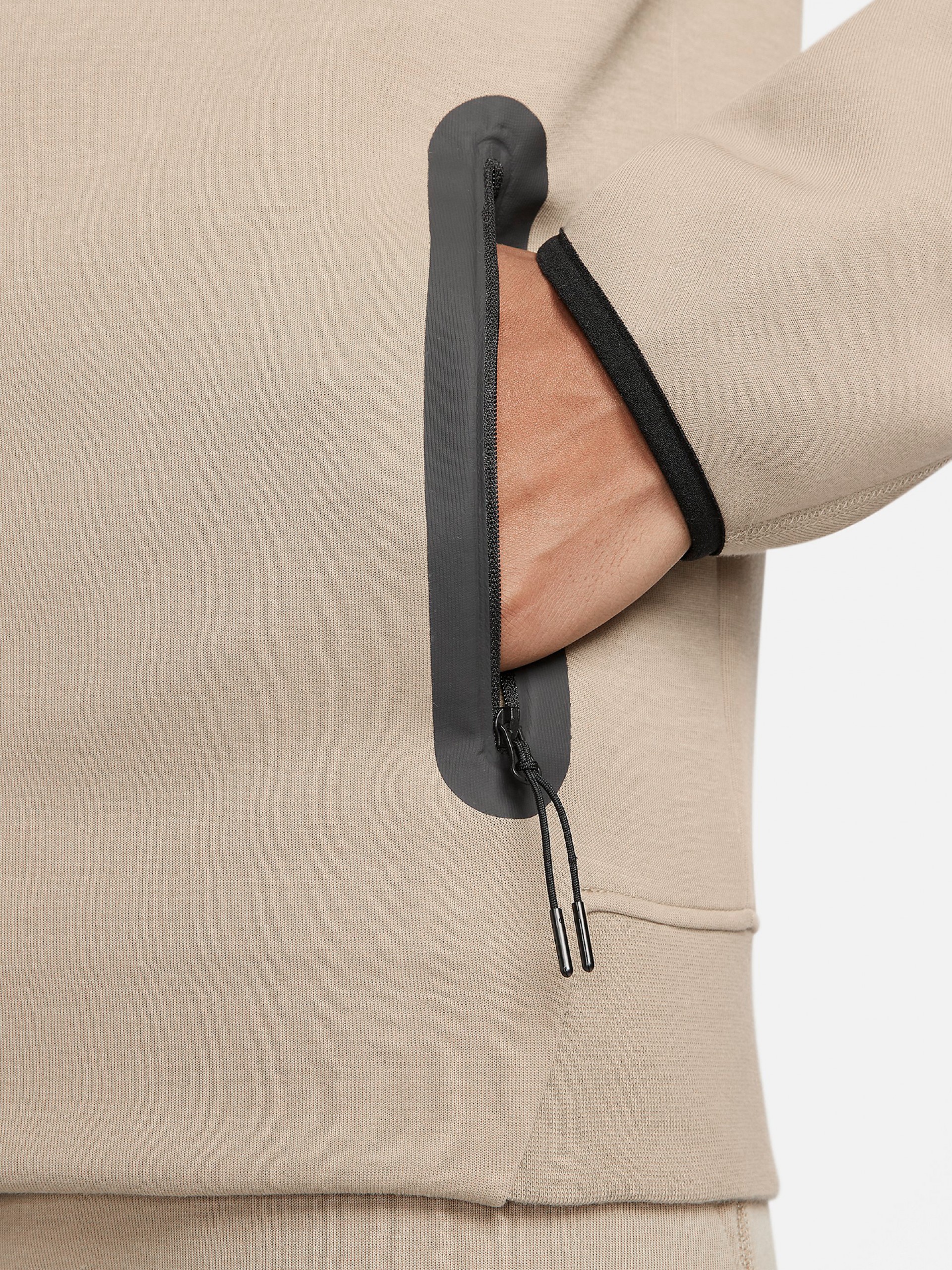 Casaco Nike Sportswear Tech Fleece Windrunner