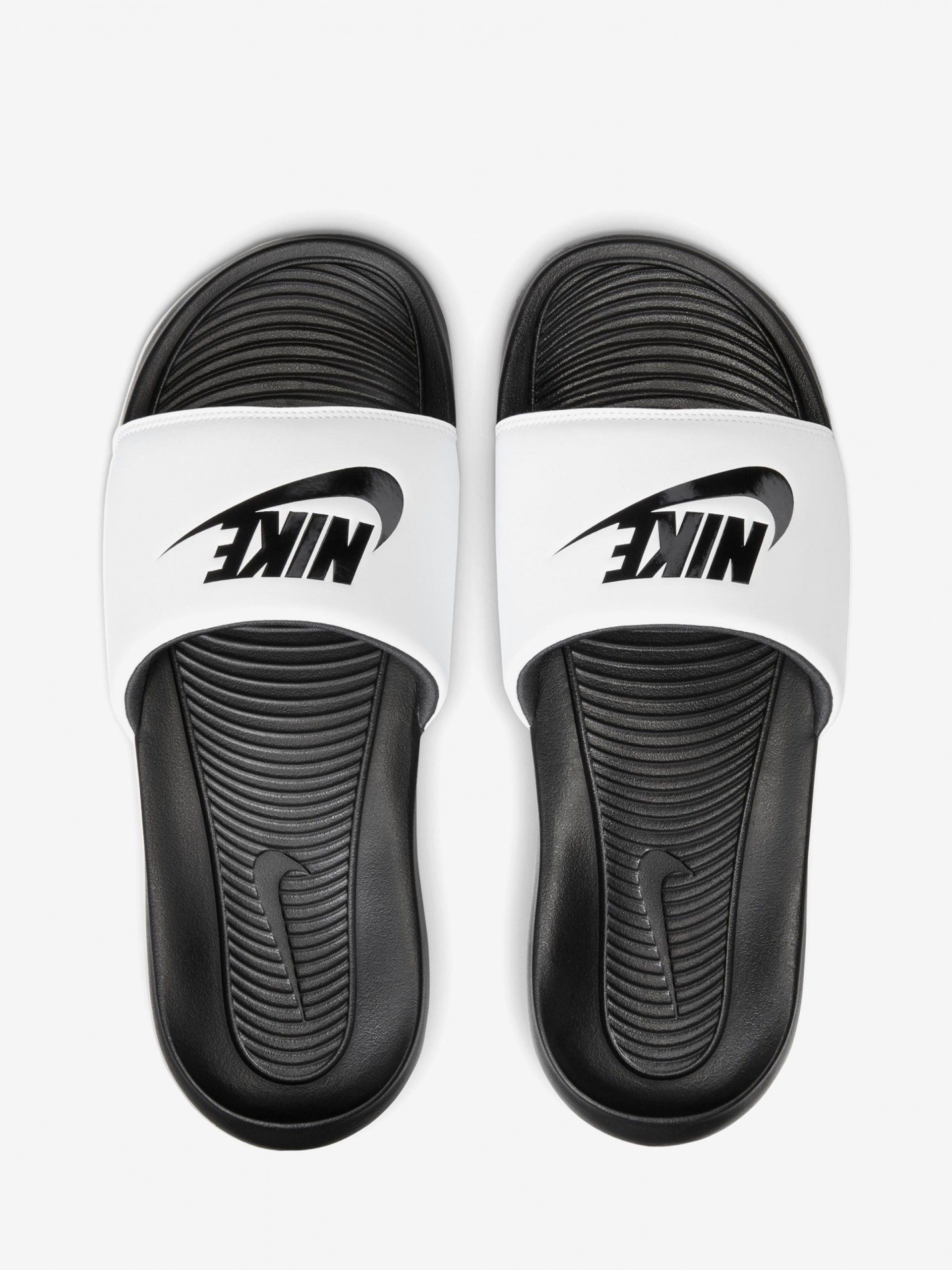 Chanclas Nike Victori One Negras y Blancas Para Hombre