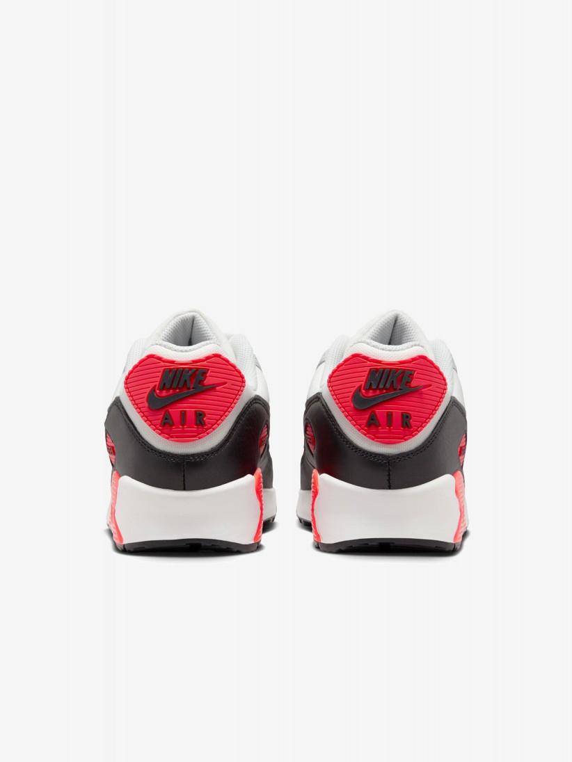 Nike Air Max 90 GORE-TEX Sneakers