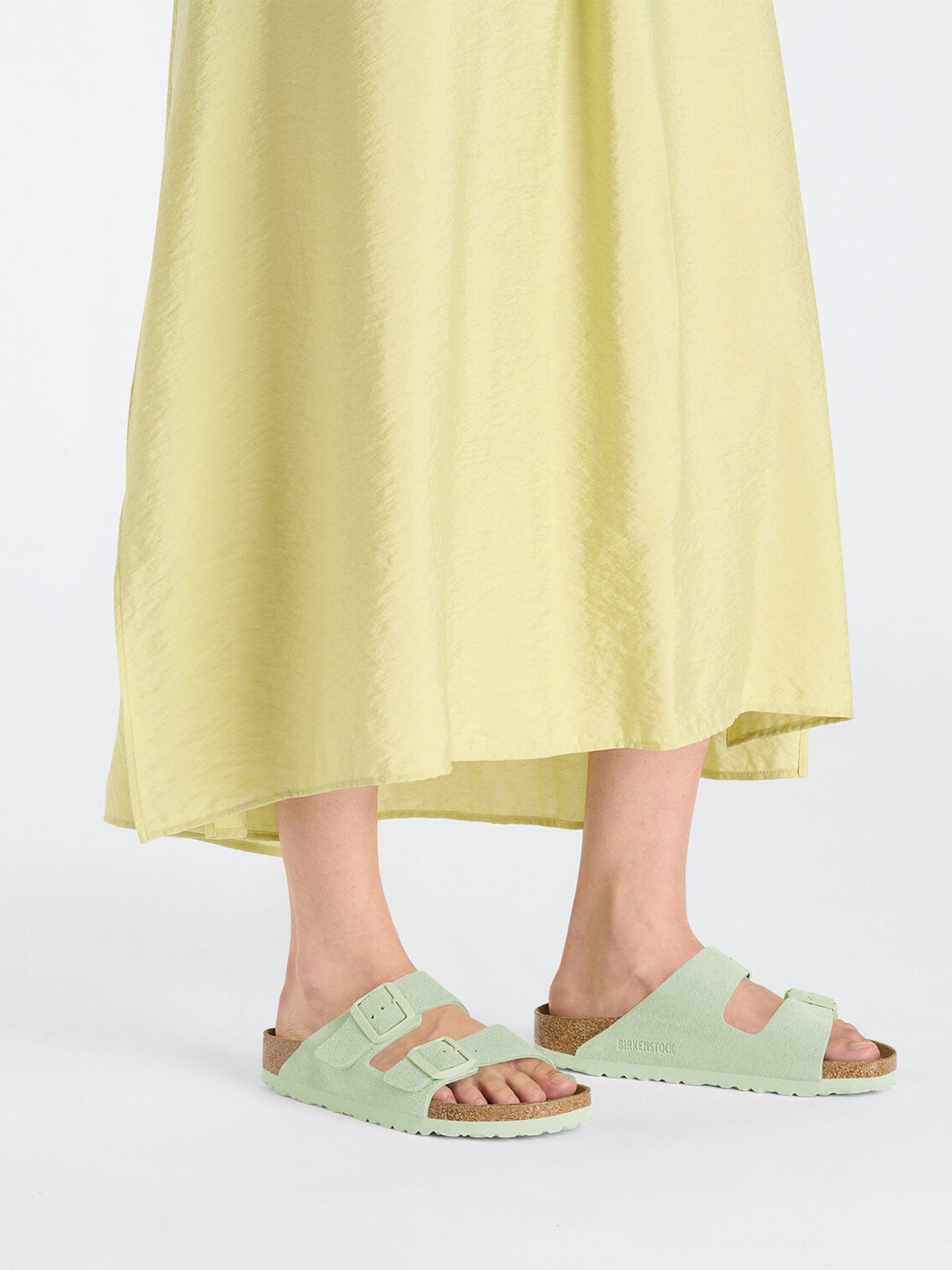 Chinelos Birkenstock Arizona Couro em Camurça Verdes